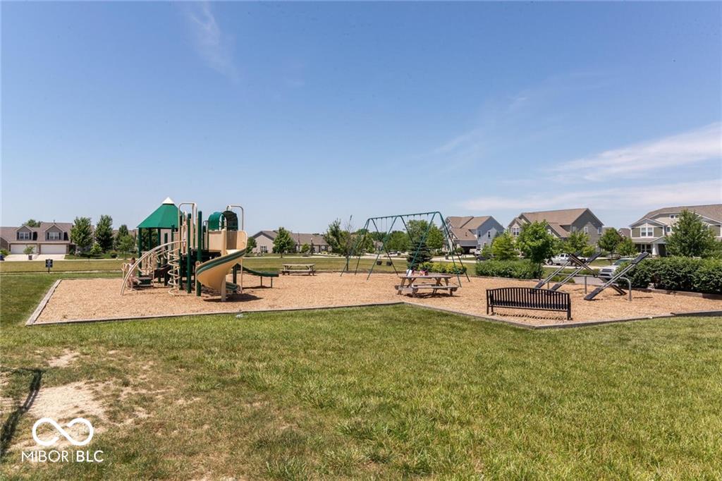 11046 Chapel Park Drive N