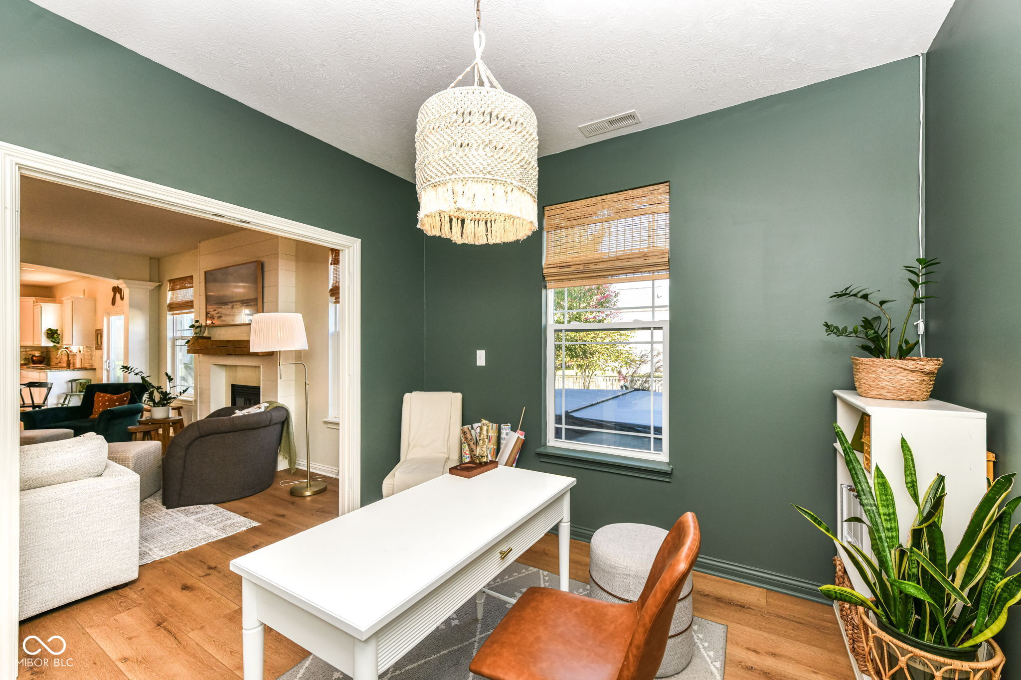 11046 Chapel Park Drive N