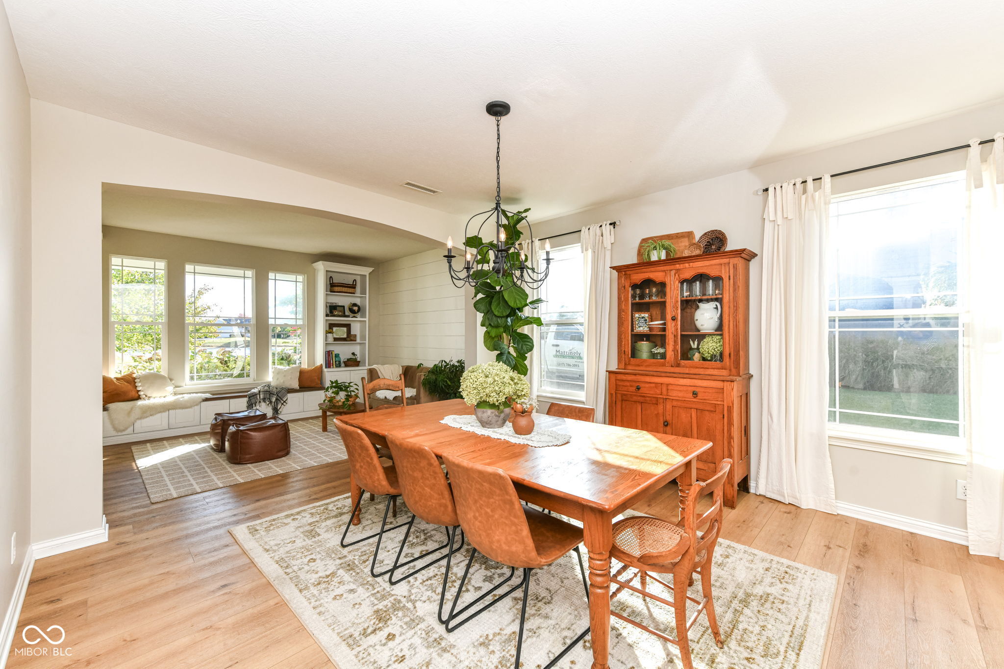 11046 Chapel Park Drive N