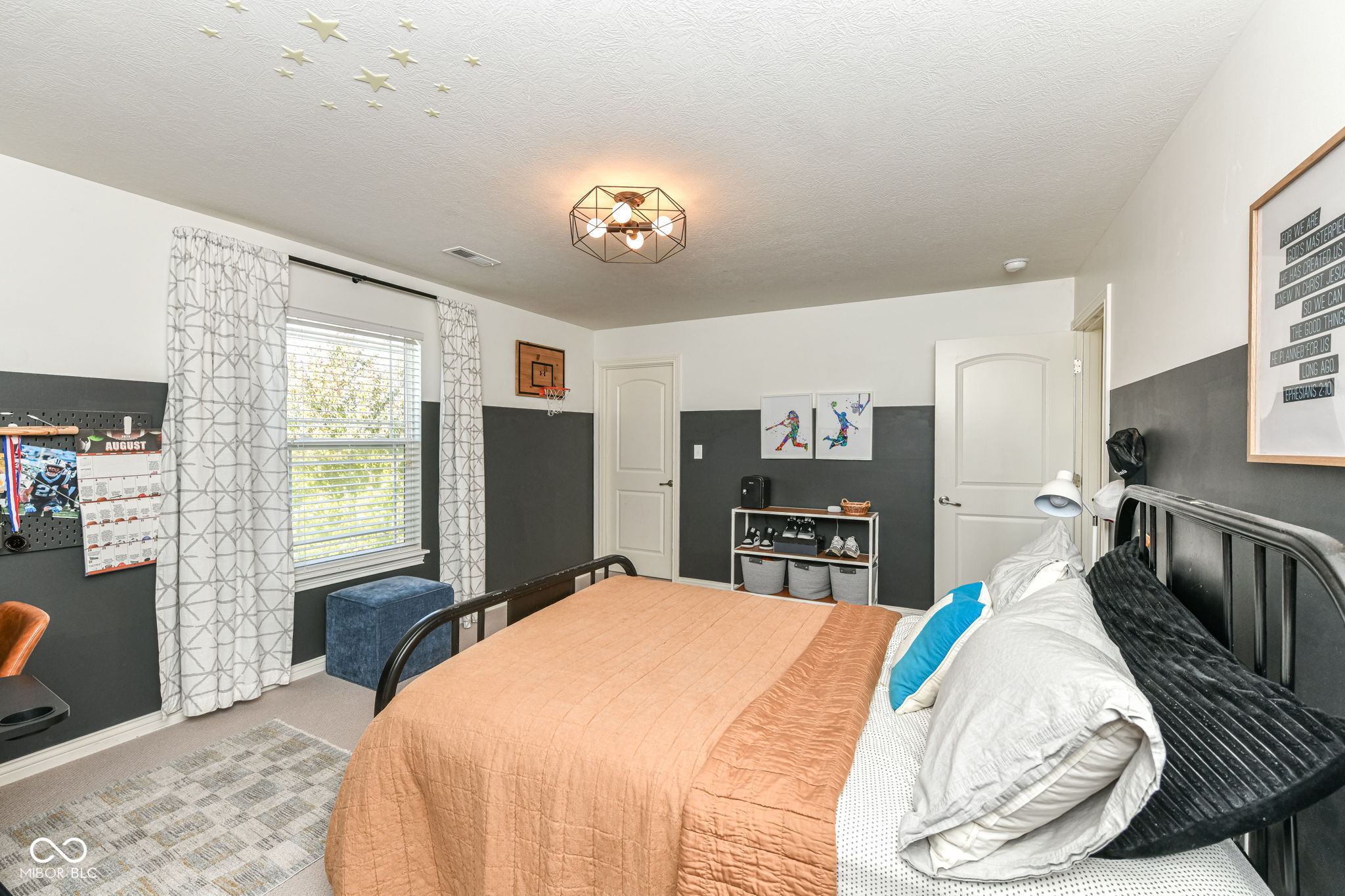 11046 Chapel Park Drive N