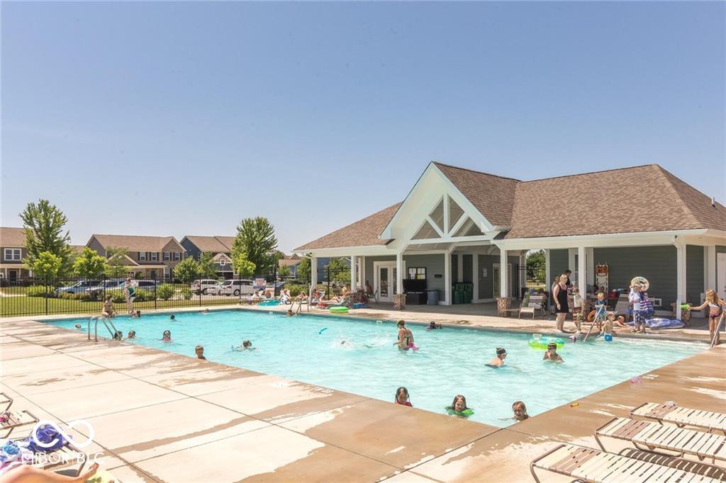 11046 Chapel Park Drive N