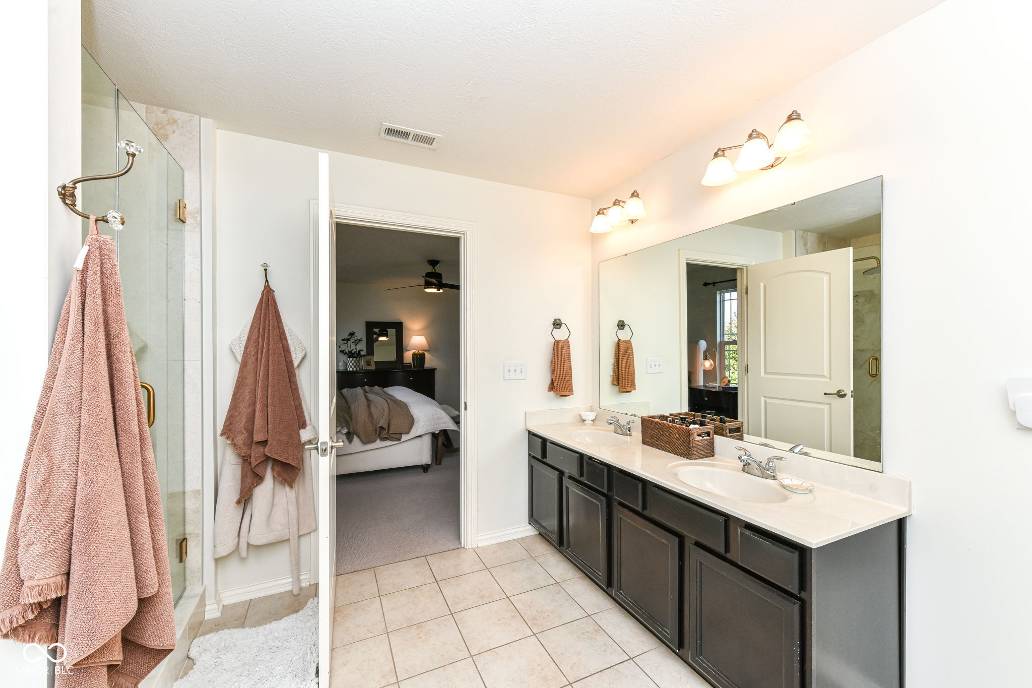 11046 Chapel Park Drive N