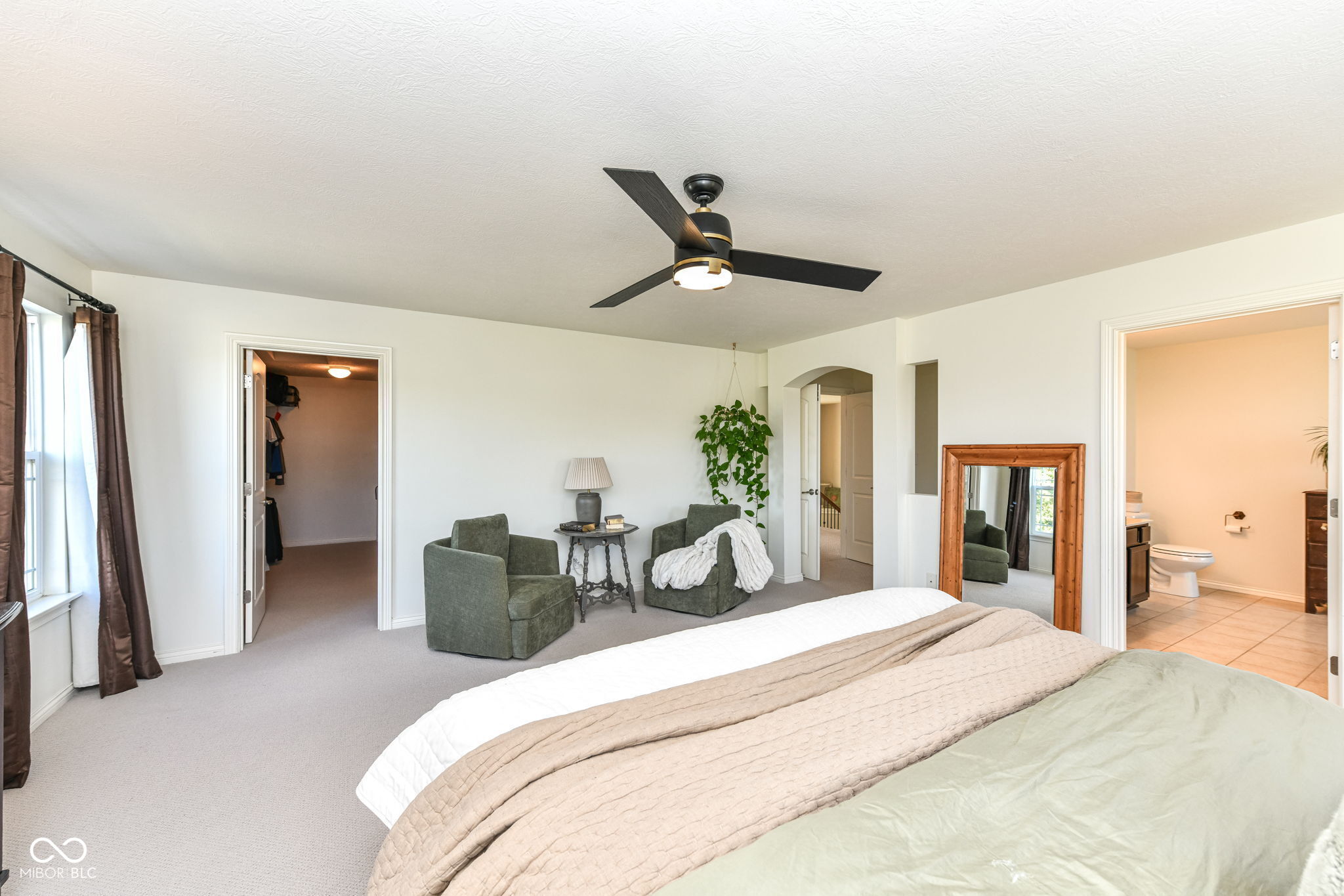 11046 Chapel Park Drive N