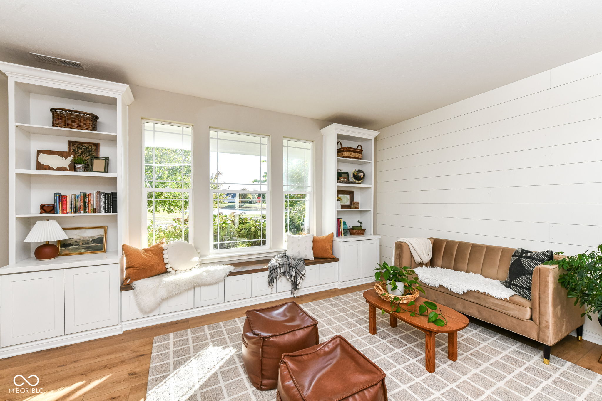 11046 Chapel Park Drive N