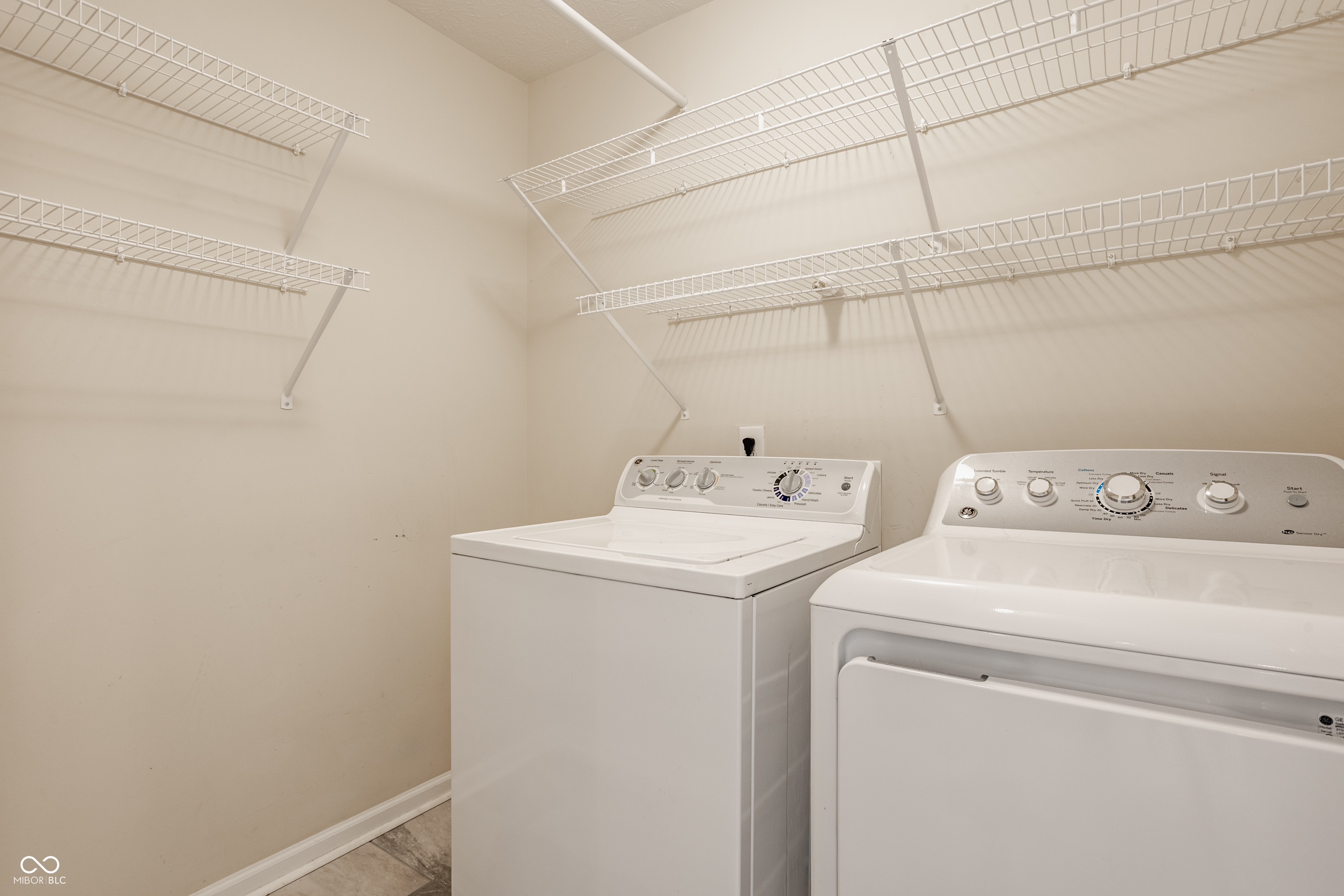 3550 Burlingame Boulevard