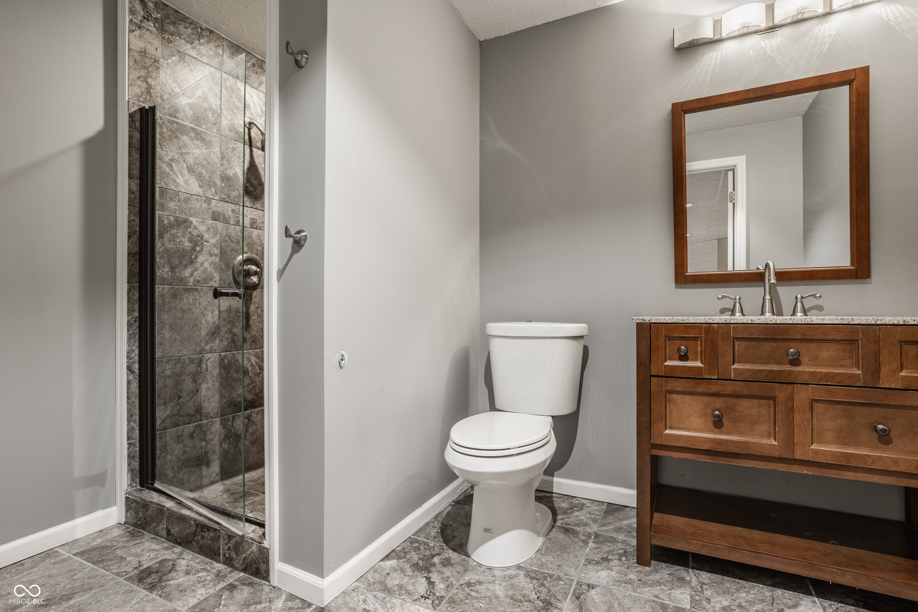 3550 Burlingame Boulevard