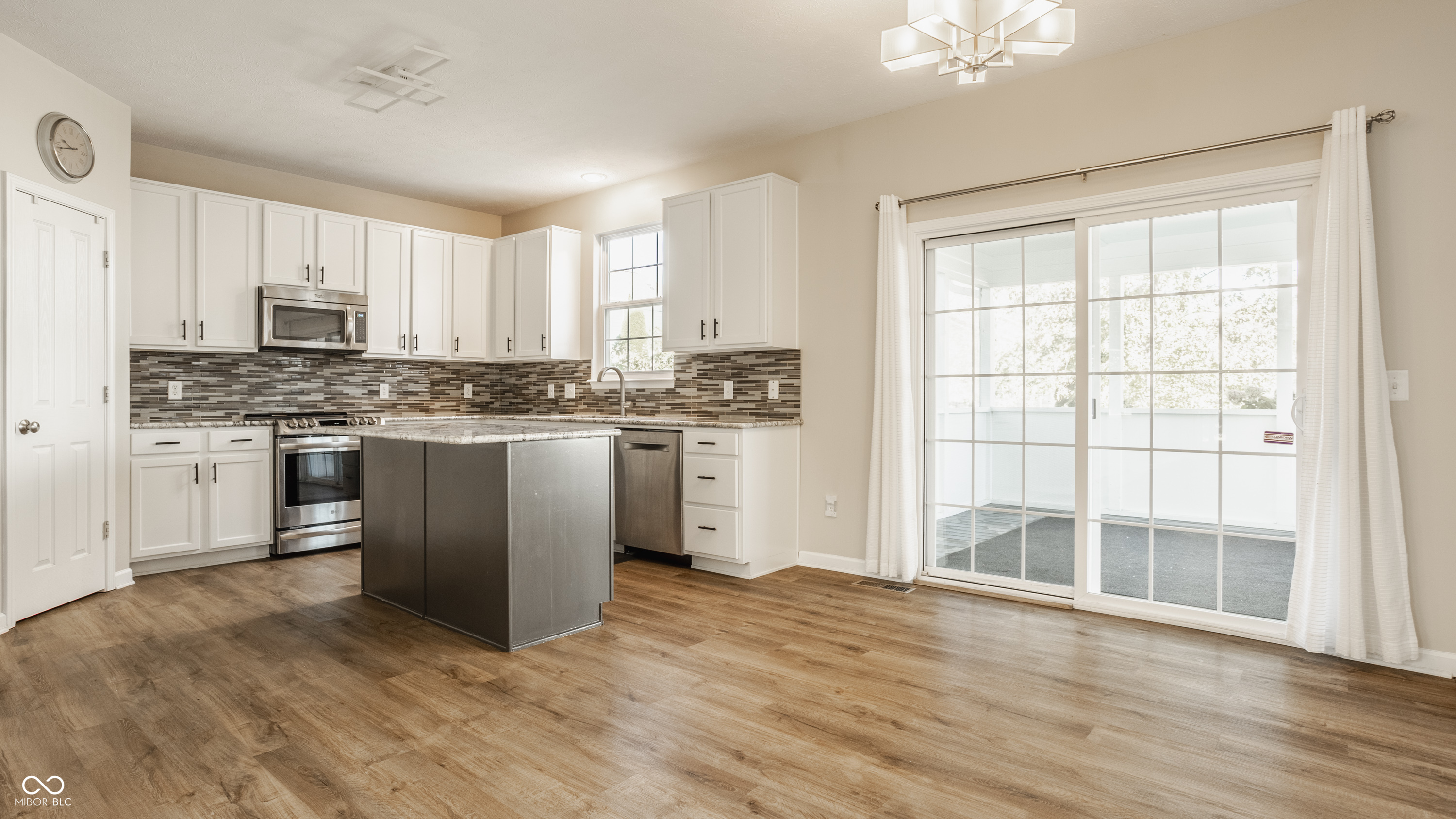 3550 Burlingame Boulevard