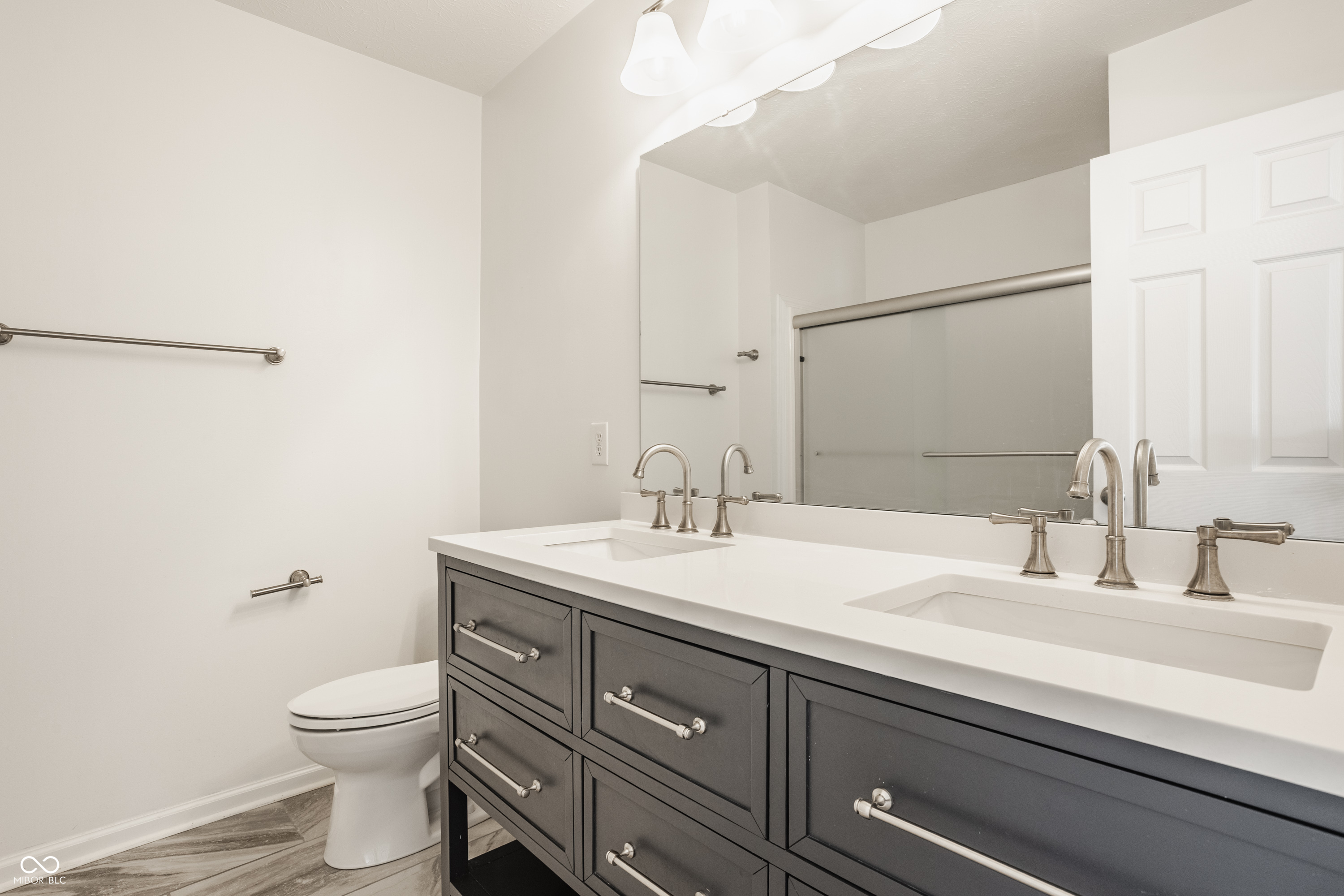 3550 Burlingame Boulevard