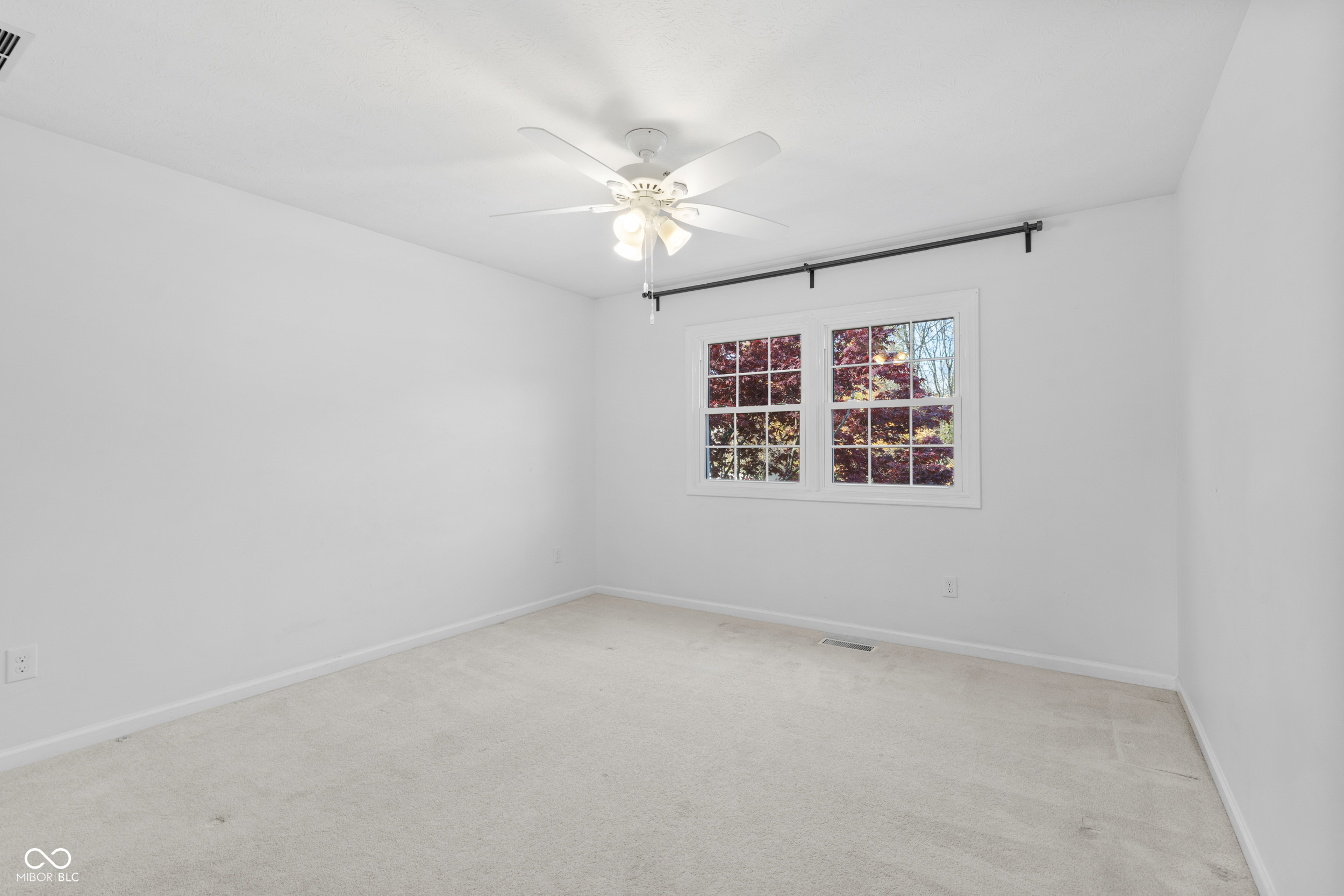 18487 Oriental Oak Court