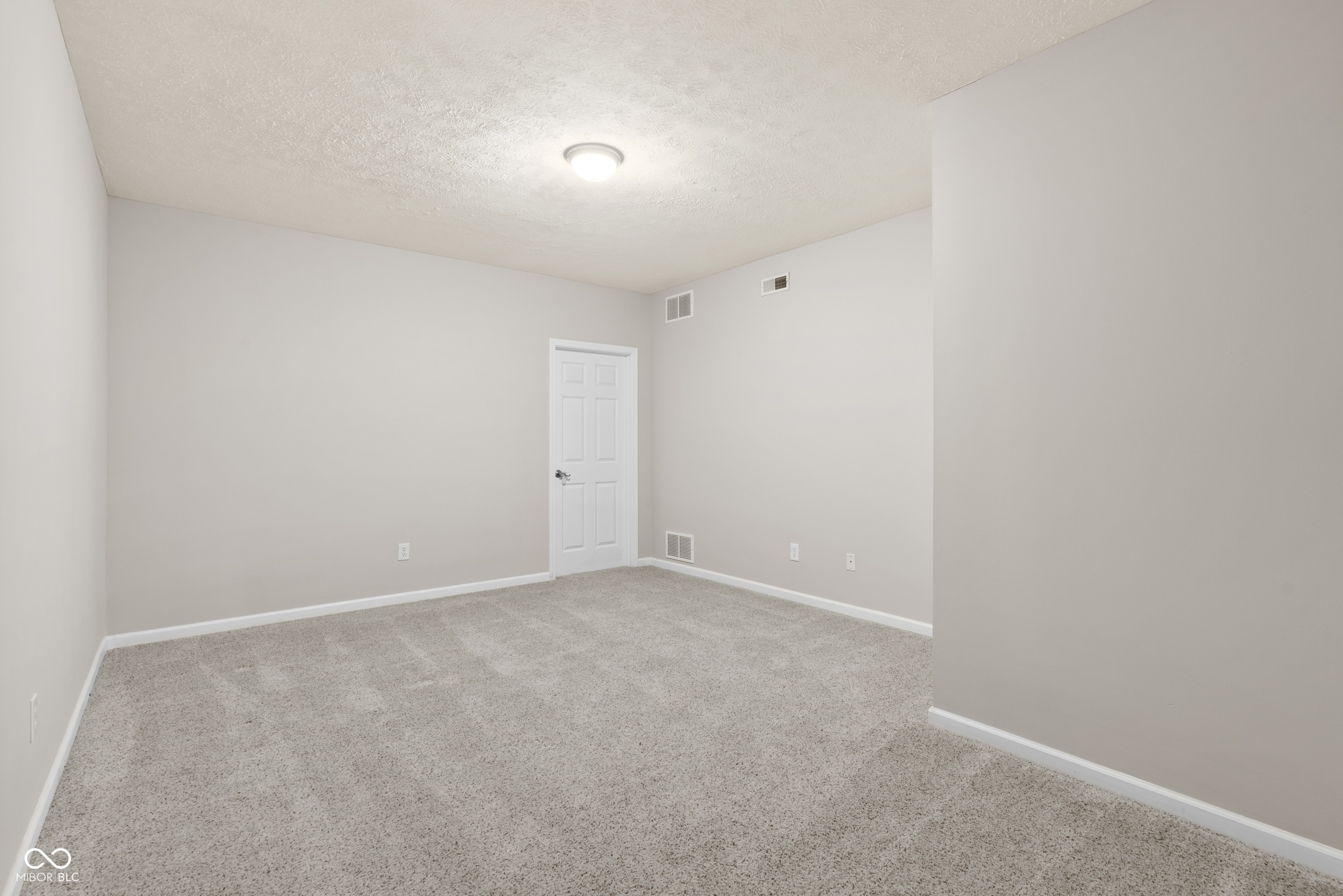 18487 Oriental Oak Court