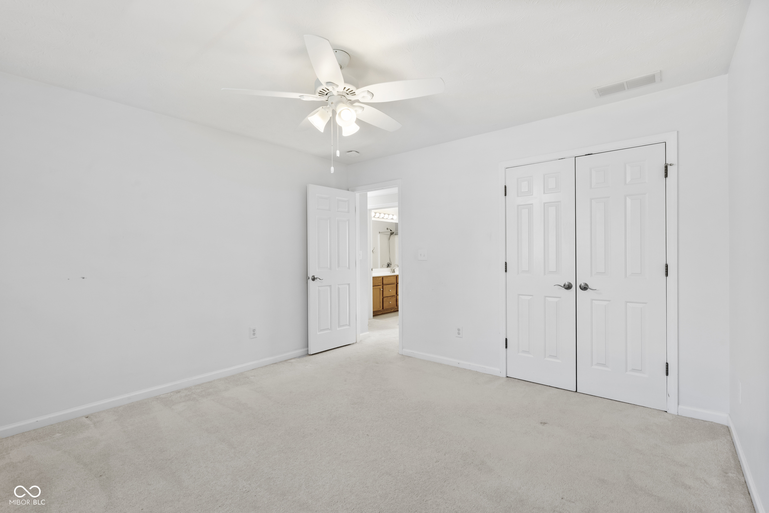 18487 Oriental Oak Court