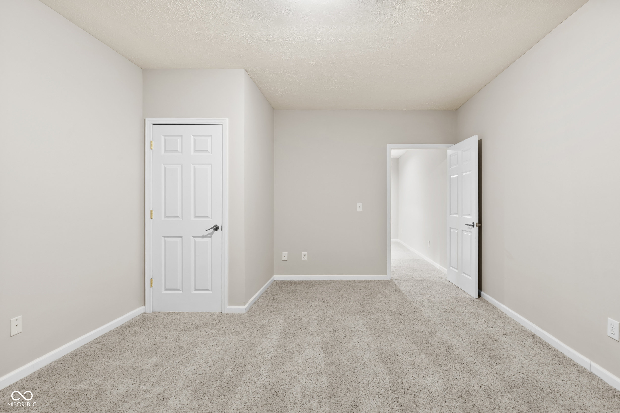 18487 Oriental Oak Court