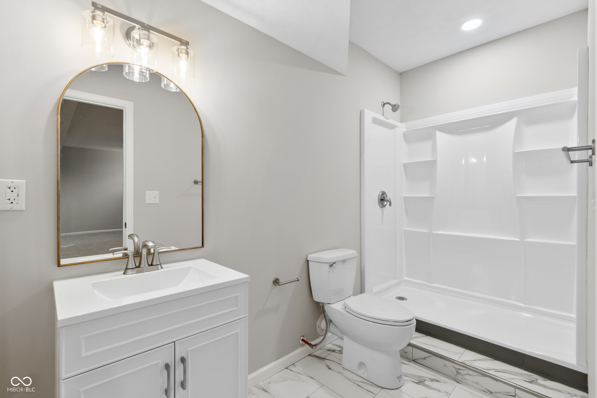 18487 Oriental Oak Court