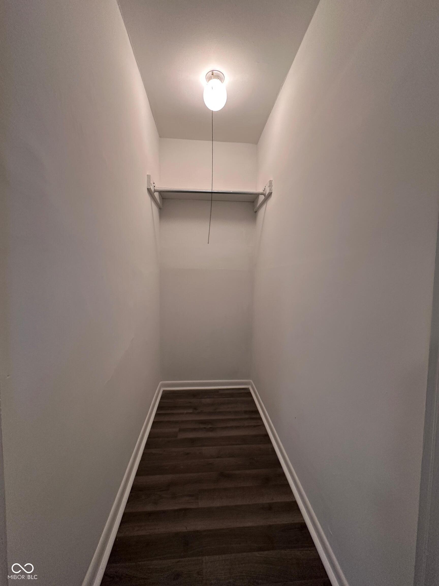 1124 S Lockburn Street