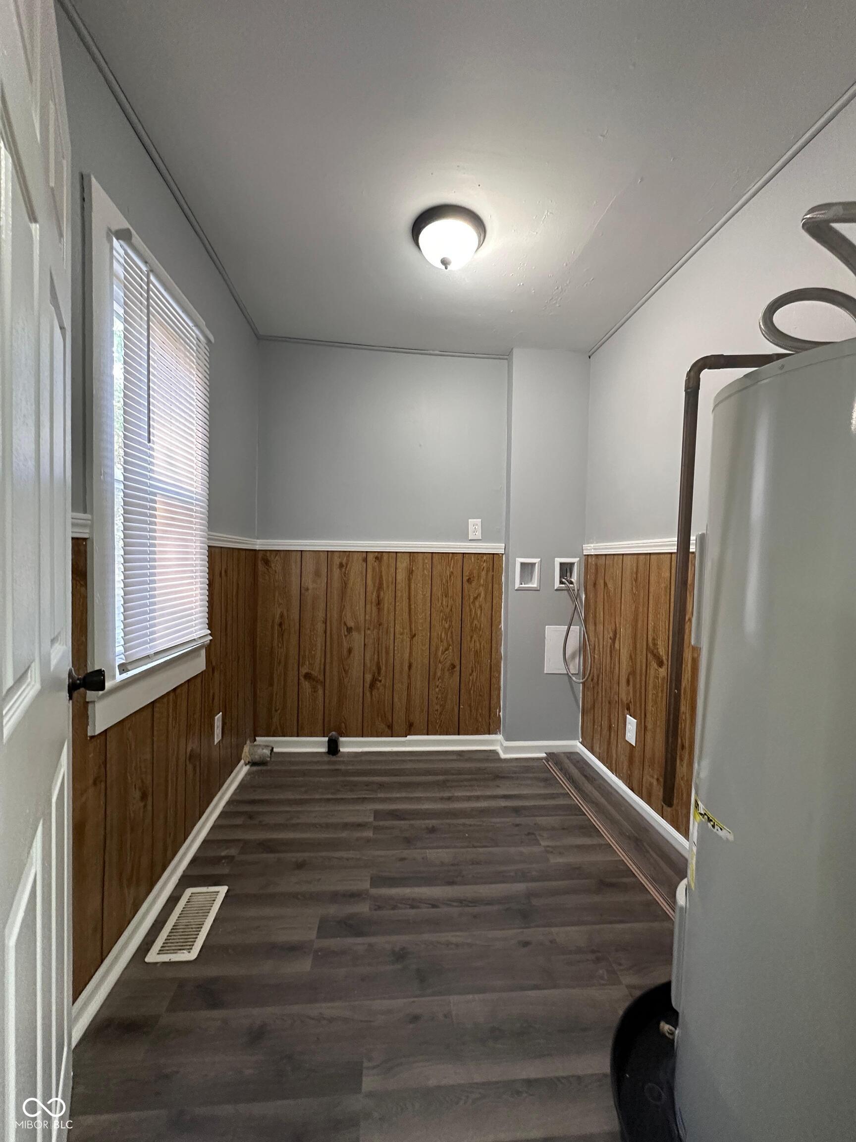 1124 S Lockburn Street