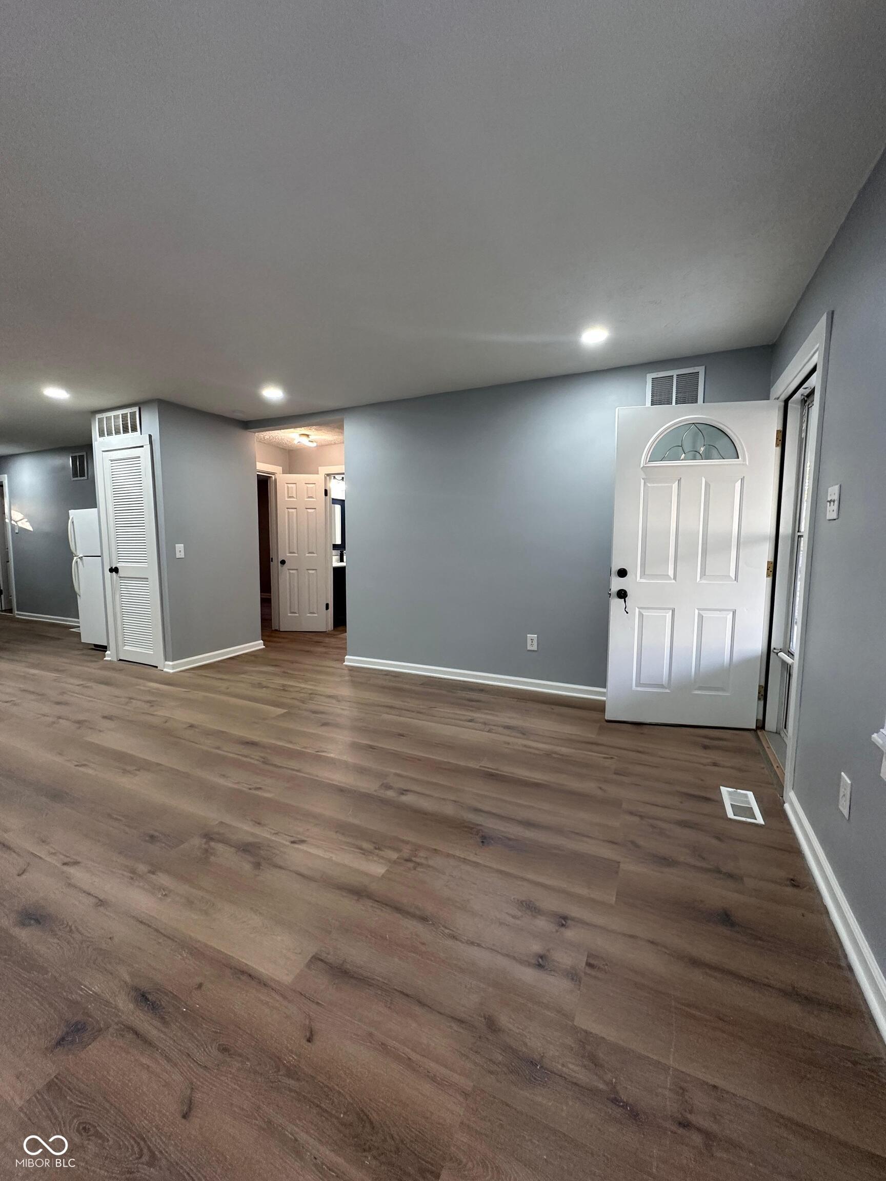 1124 S Lockburn Street