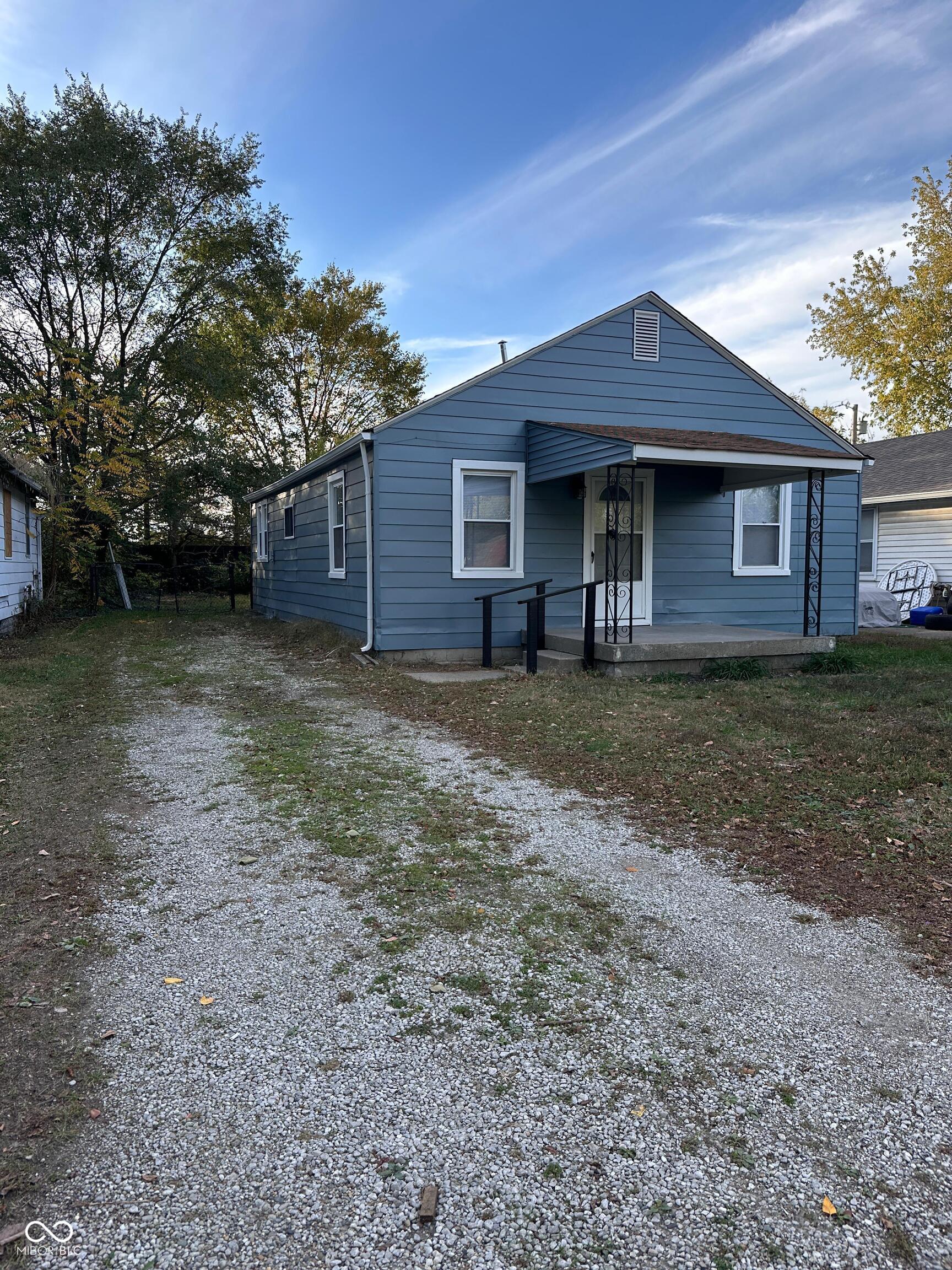 1124 S Lockburn Street