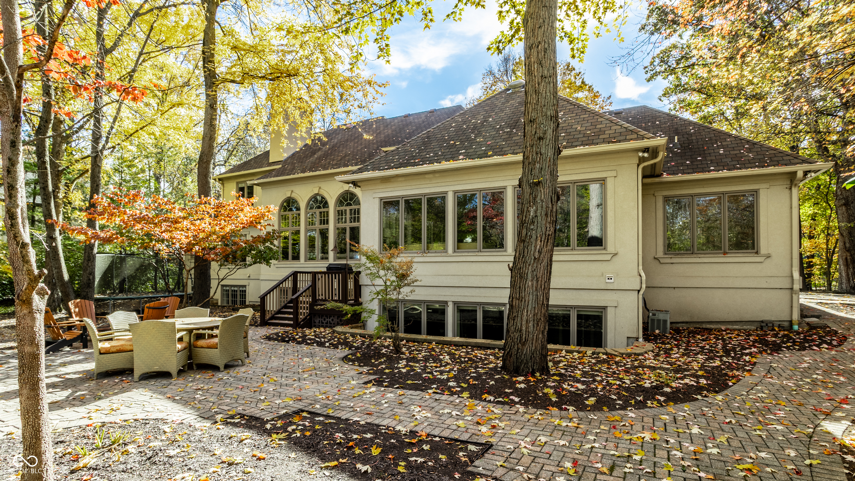 3316 Walnut Creek Drive N