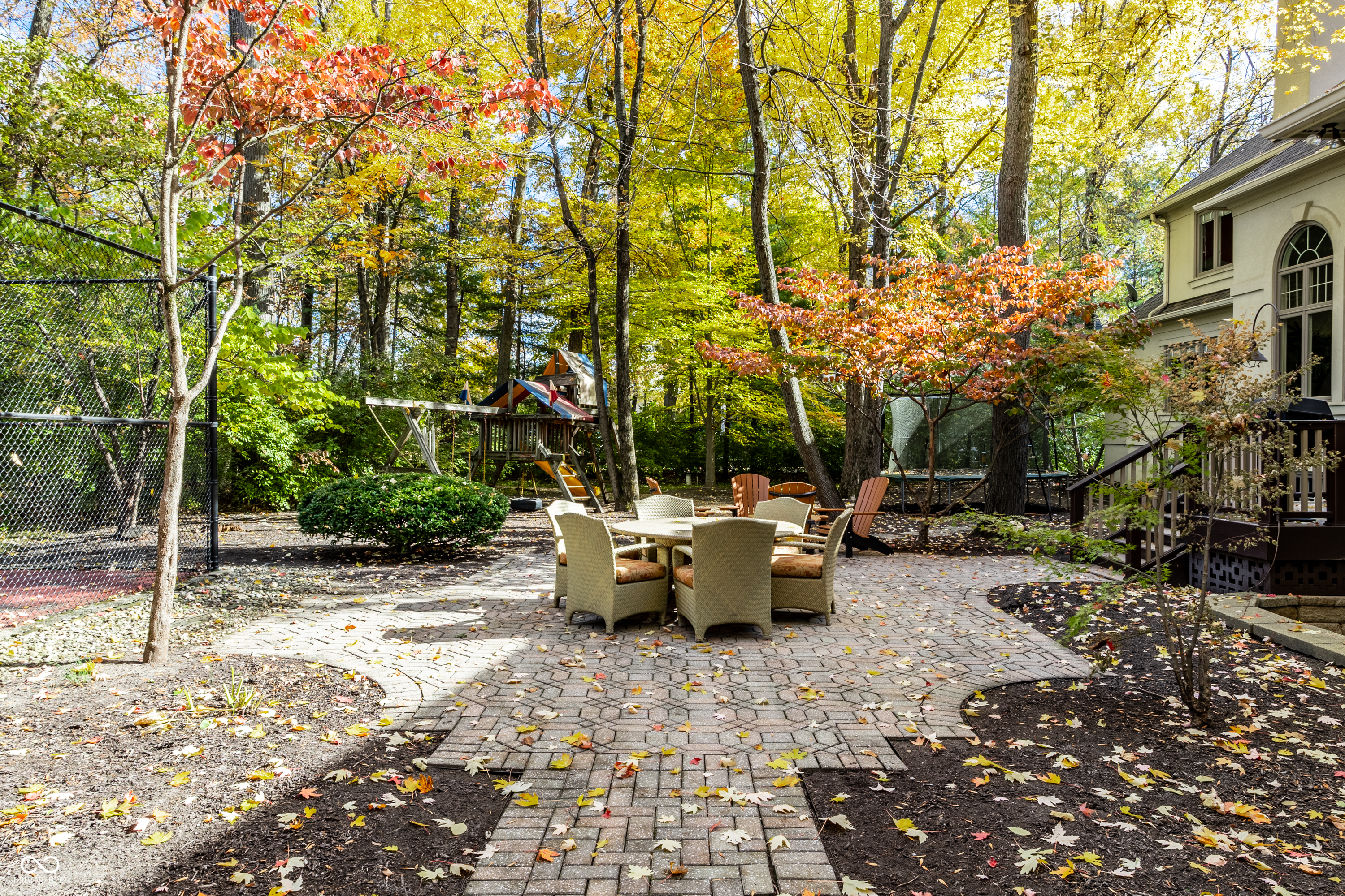 3316 Walnut Creek Drive N