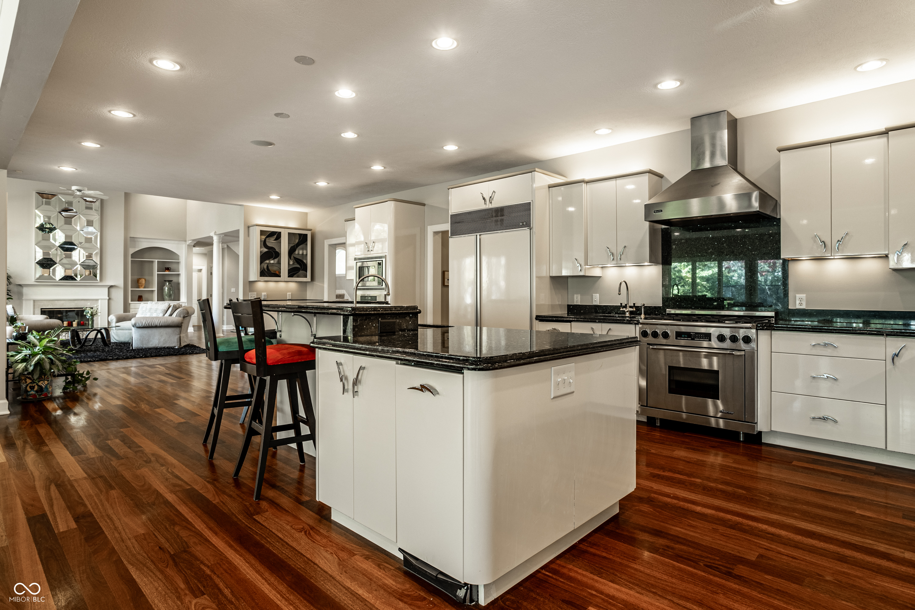 3316 Walnut Creek Drive N