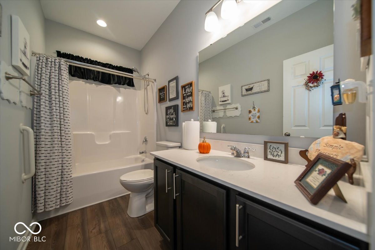 19460 Scofield Ridge Boulevard