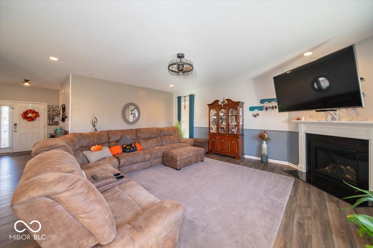 19460 Scofield Ridge Boulevard