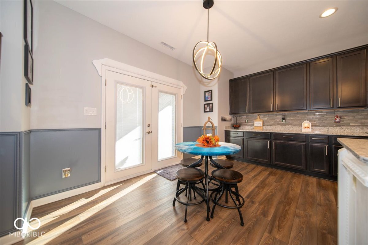 19460 Scofield Ridge Boulevard