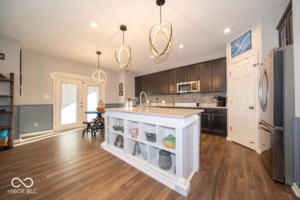 19460 Scofield Ridge Boulevard