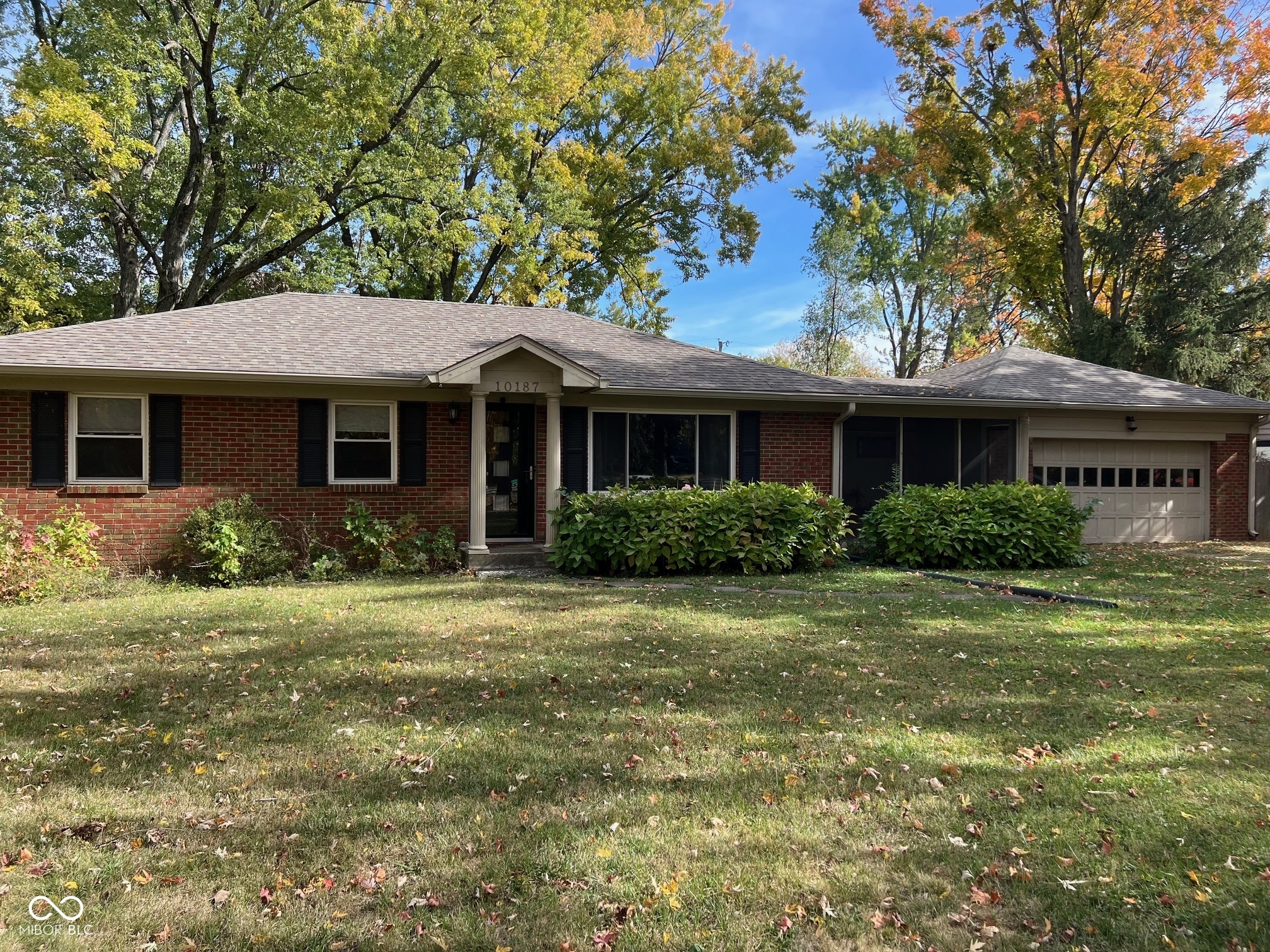 10187 N College Avenue