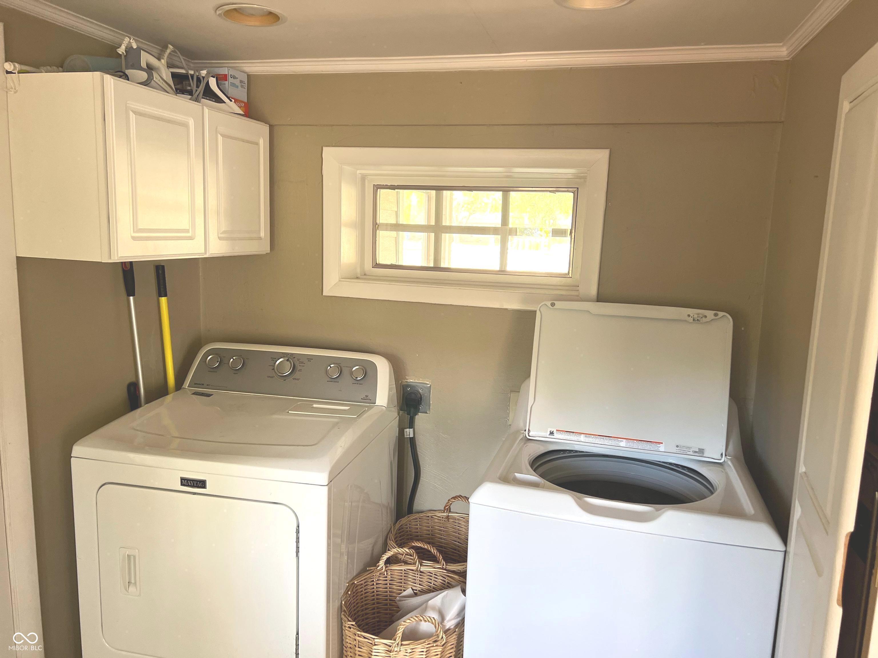 10187 N College Avenue