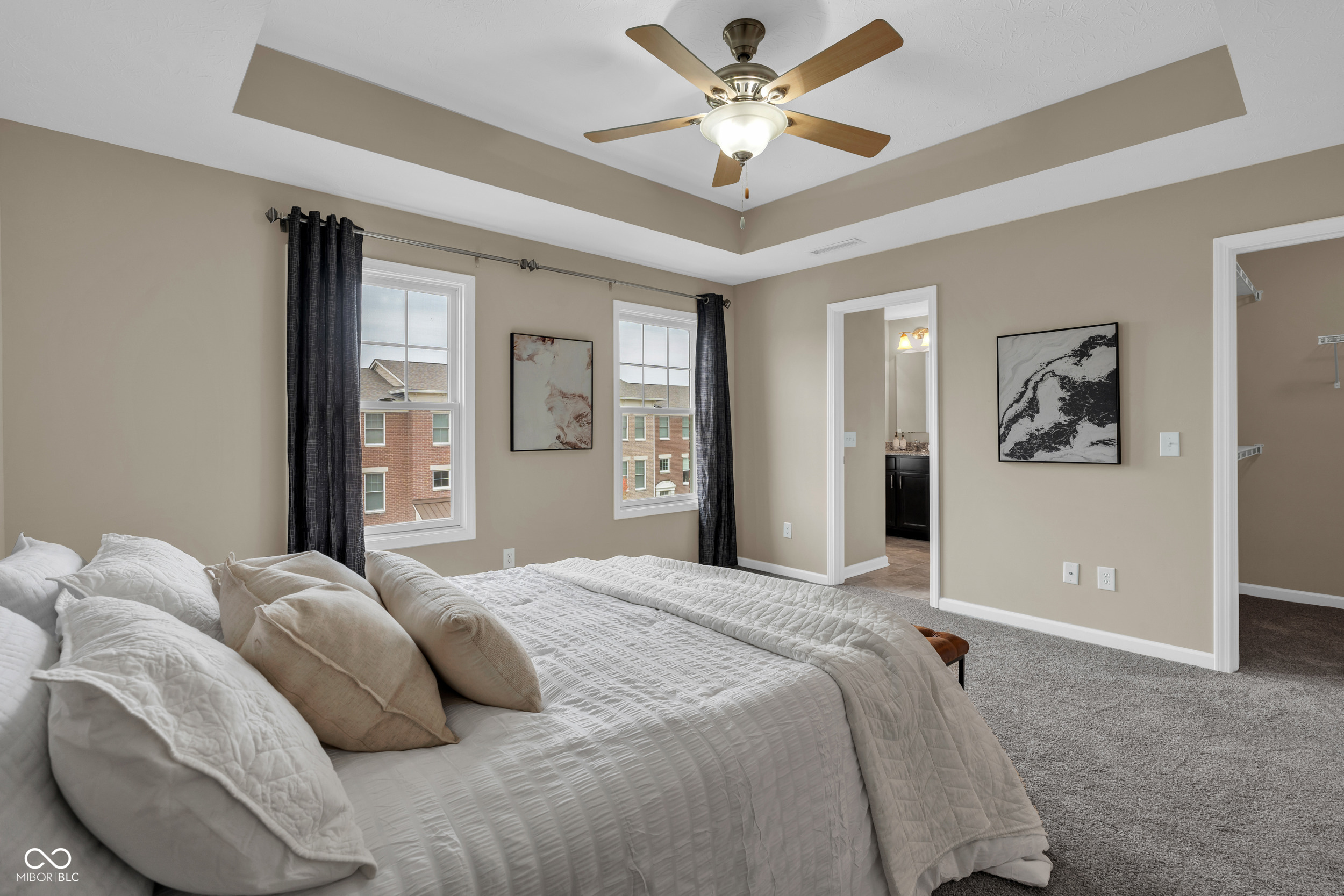 2627 Congress Street