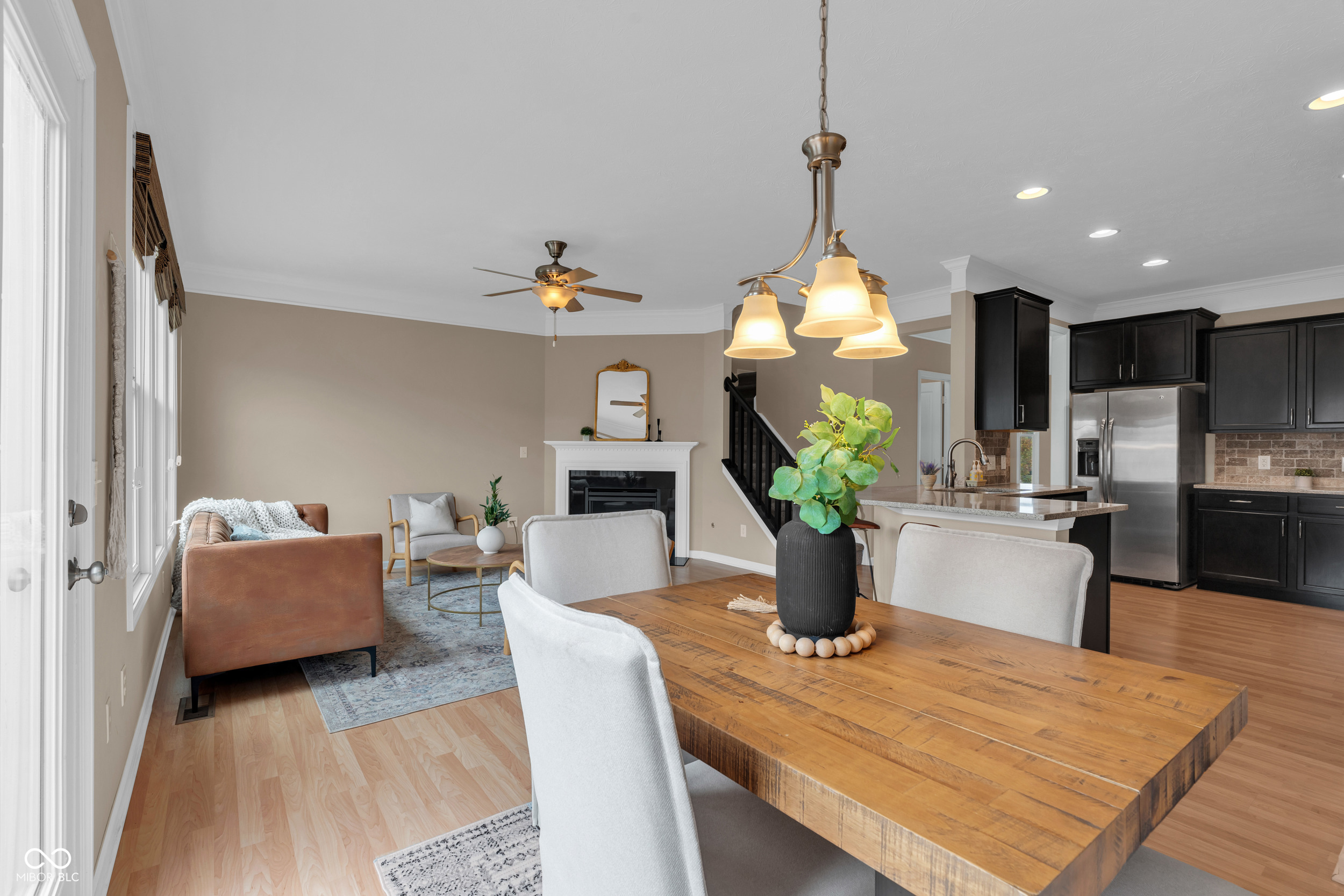 2627 Congress Street