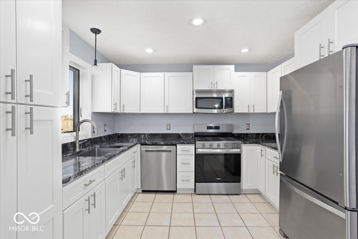 9124 N County Road 275 E