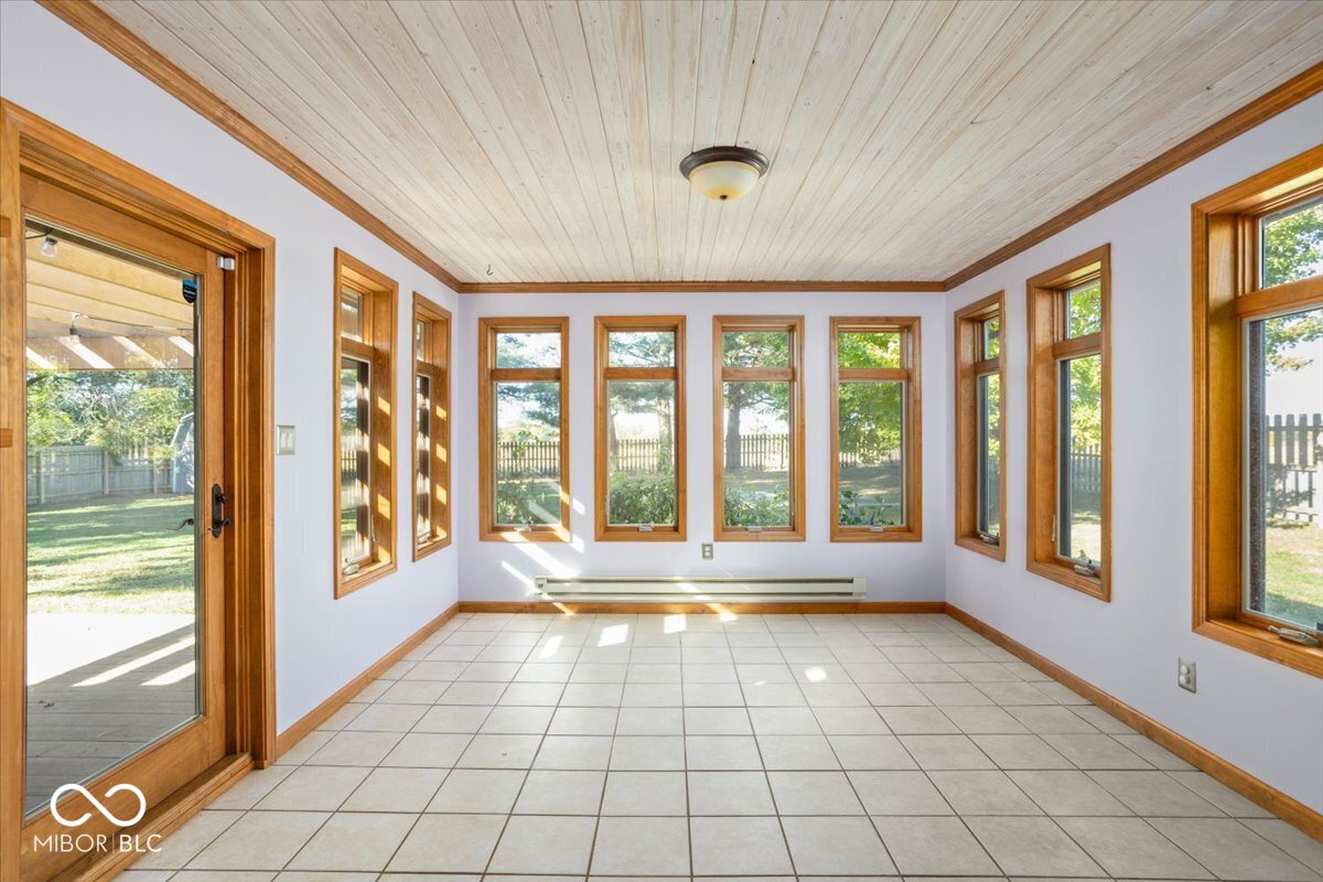 9124 N County Road 275 E