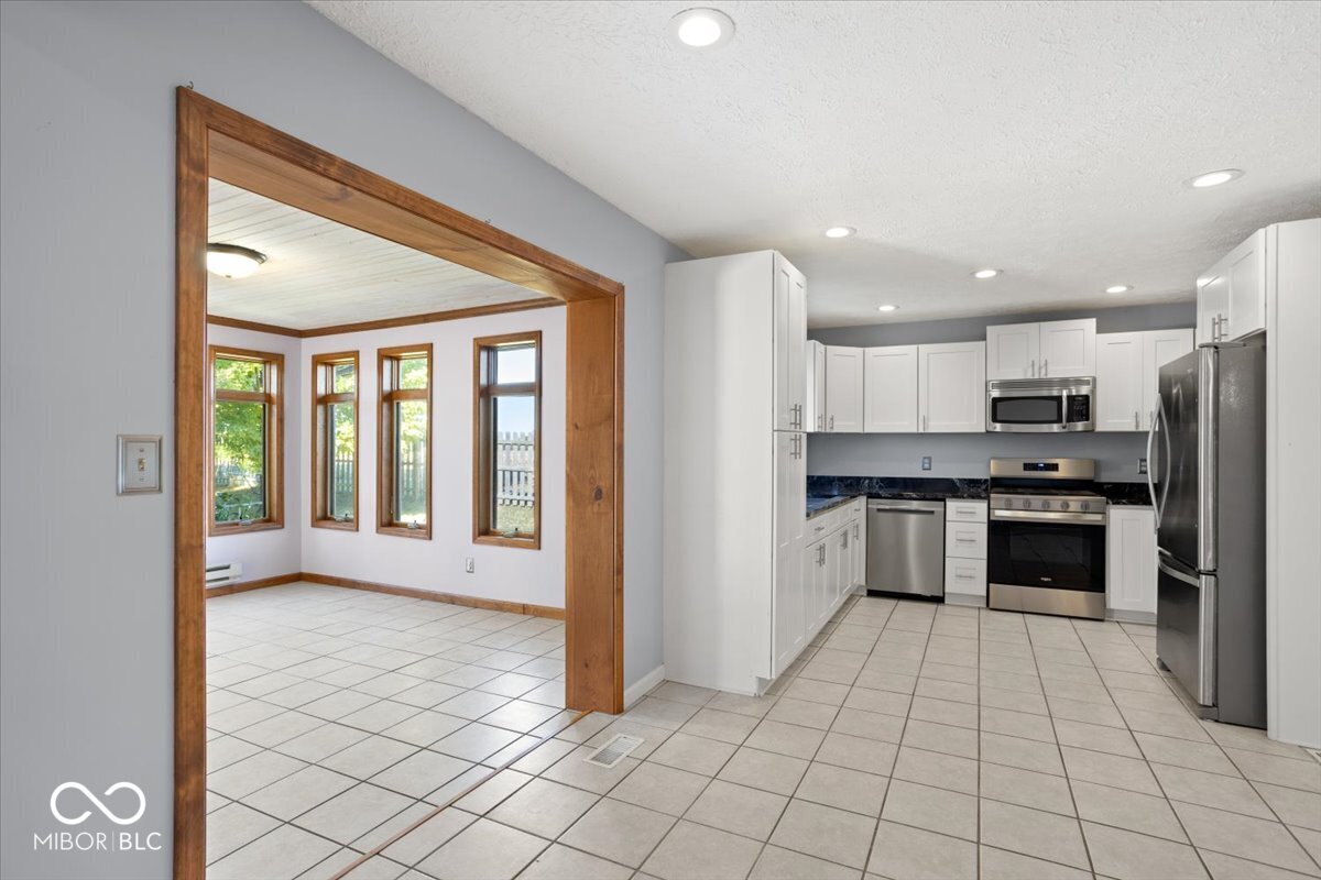 9124 N County Road 275 E