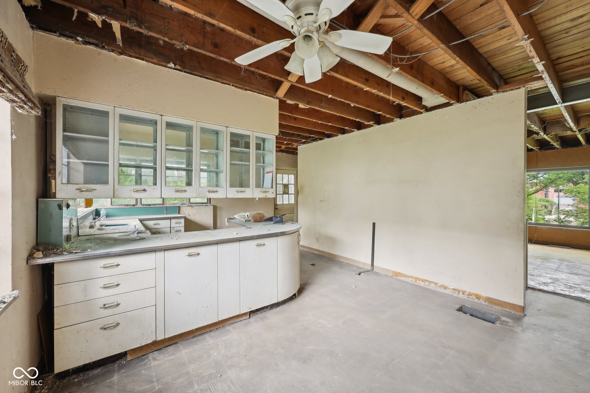 5035 Boulevard Place