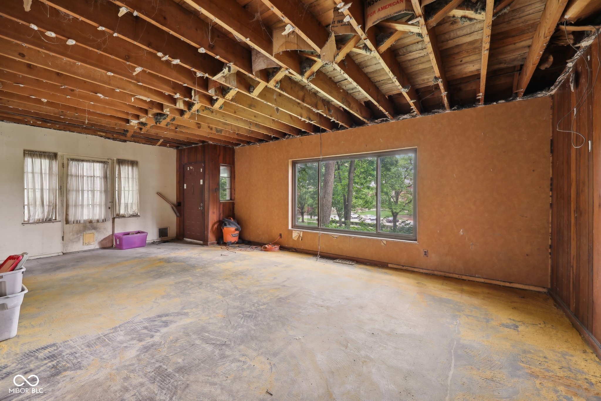 5035 Boulevard Place