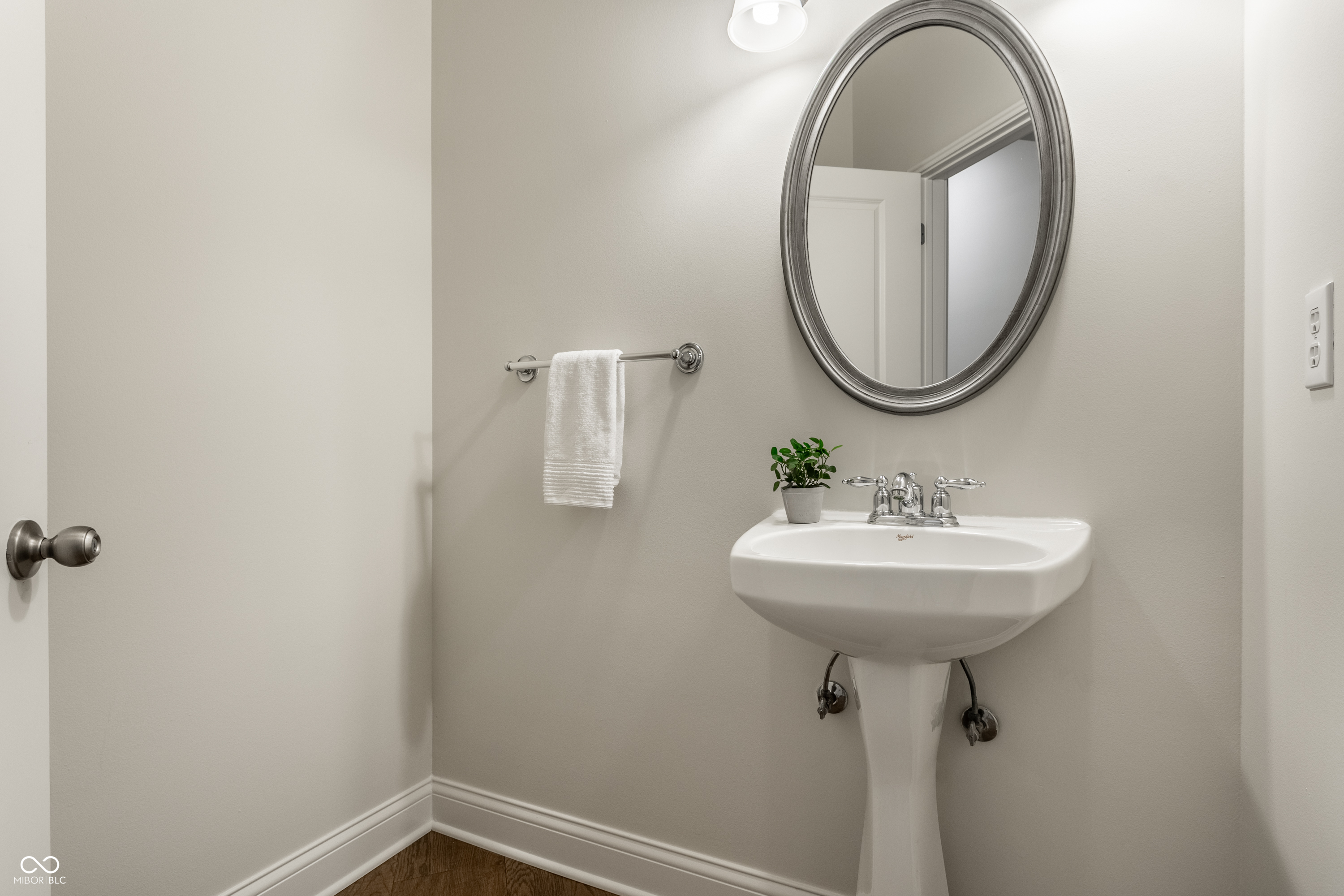 450 E Ohio Street Unit: 118