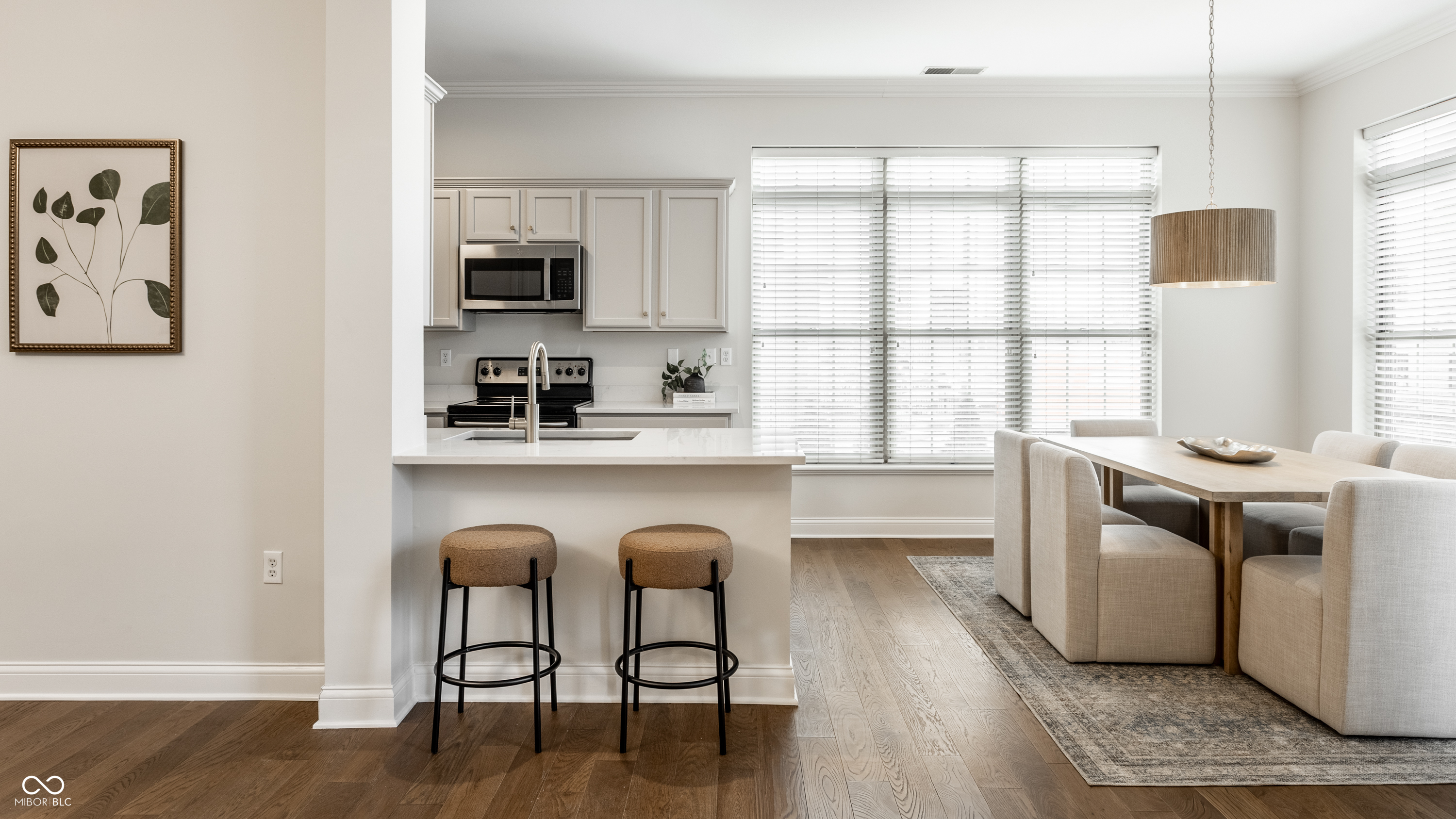 450 E Ohio Street Unit: 118