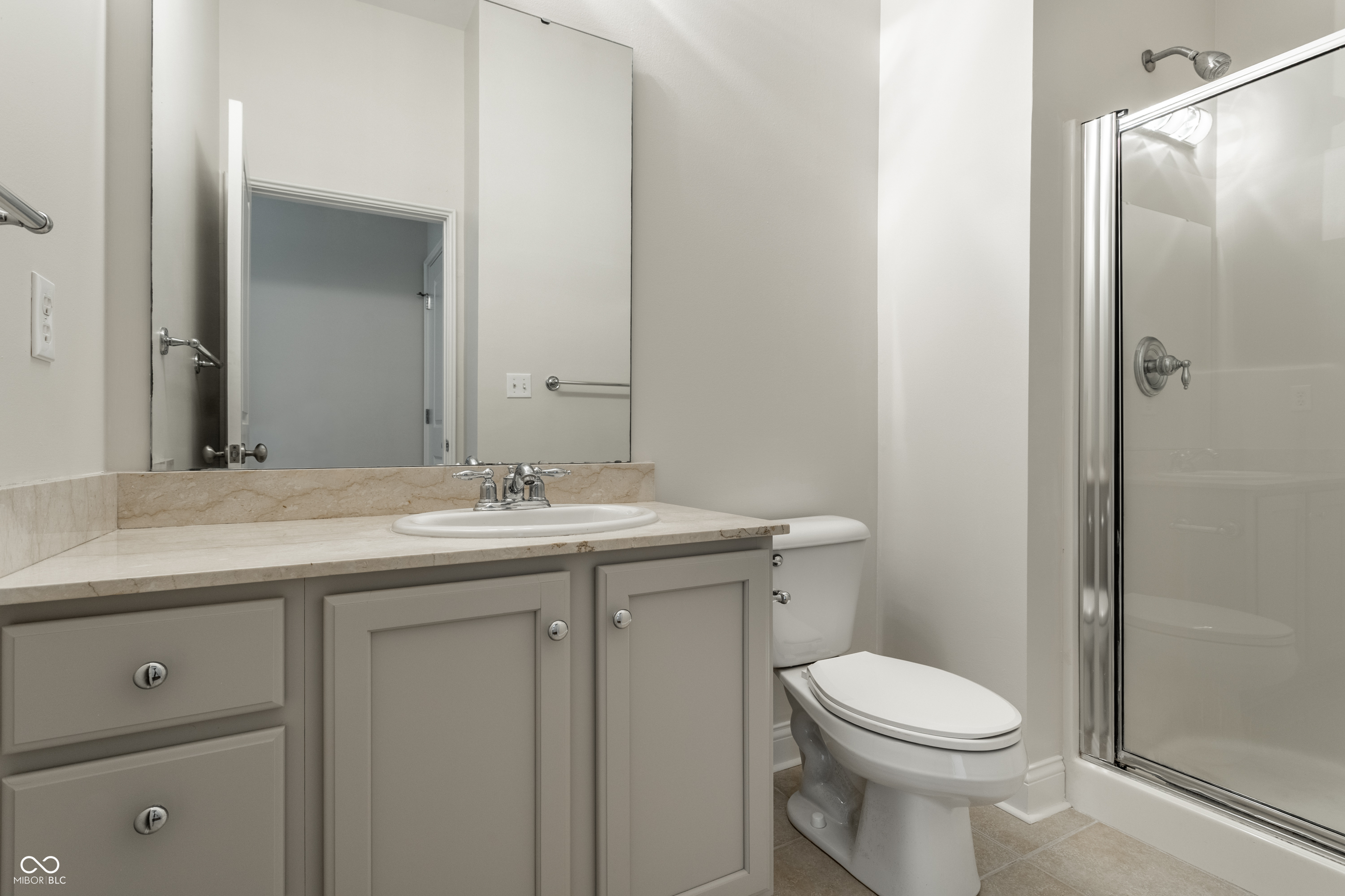 450 E Ohio Street Unit: 118