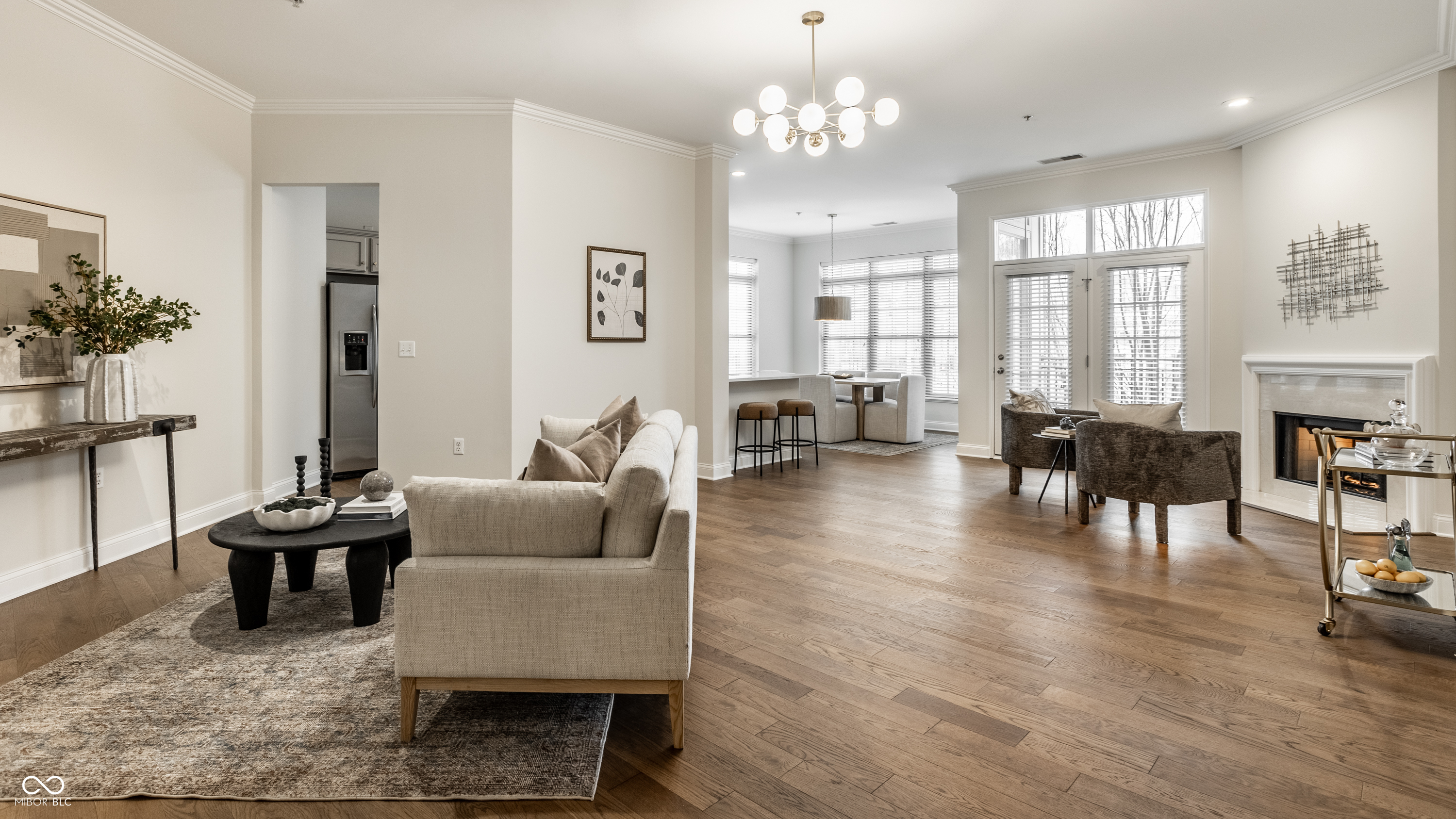 450 E Ohio Street Unit: 118