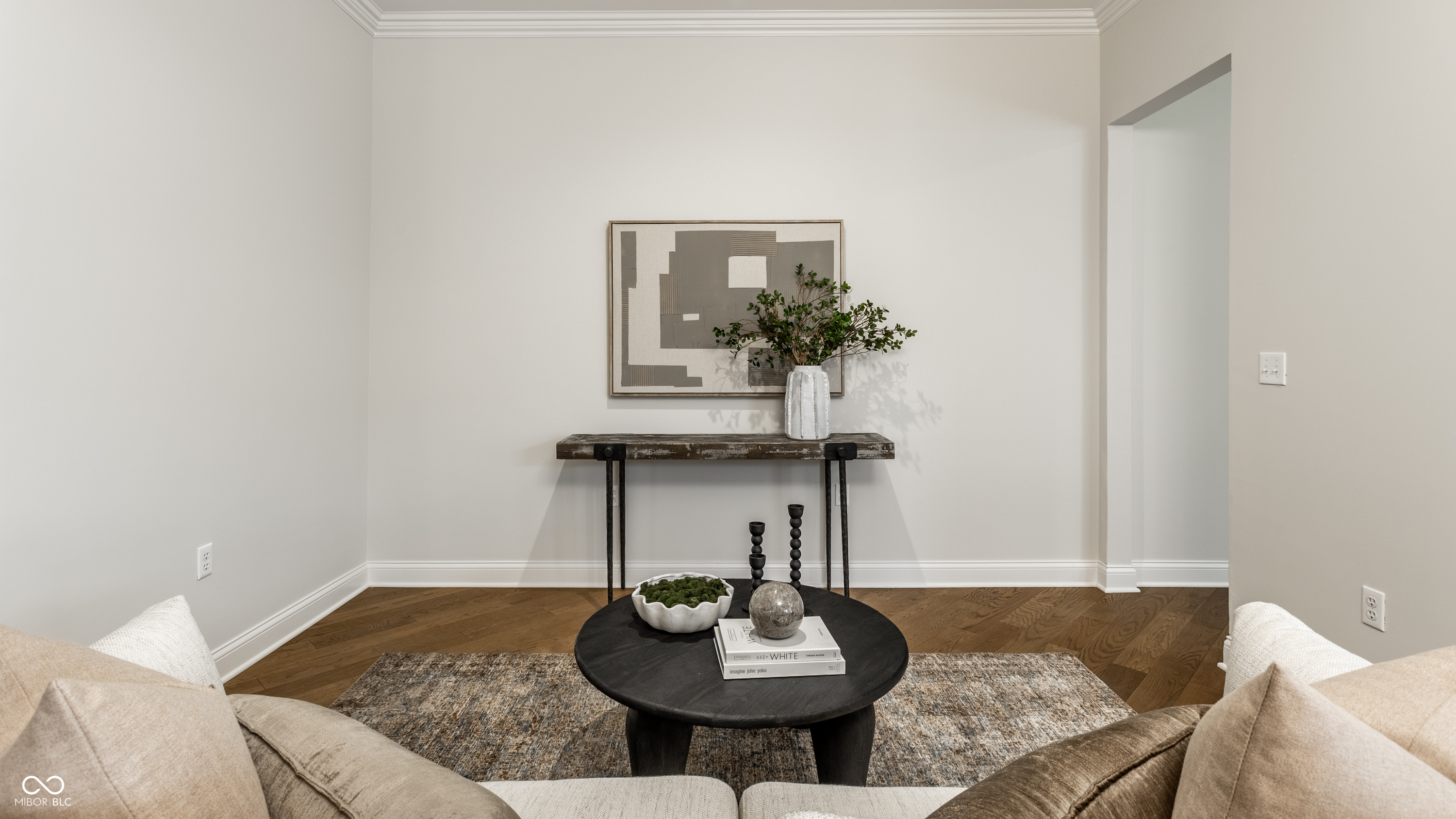 450 E Ohio Street Unit: 118