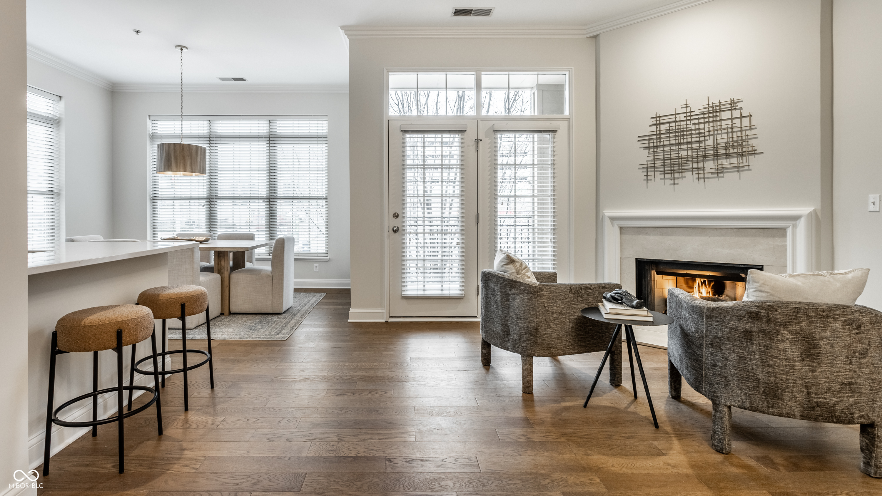 450 E Ohio Street Unit: 118