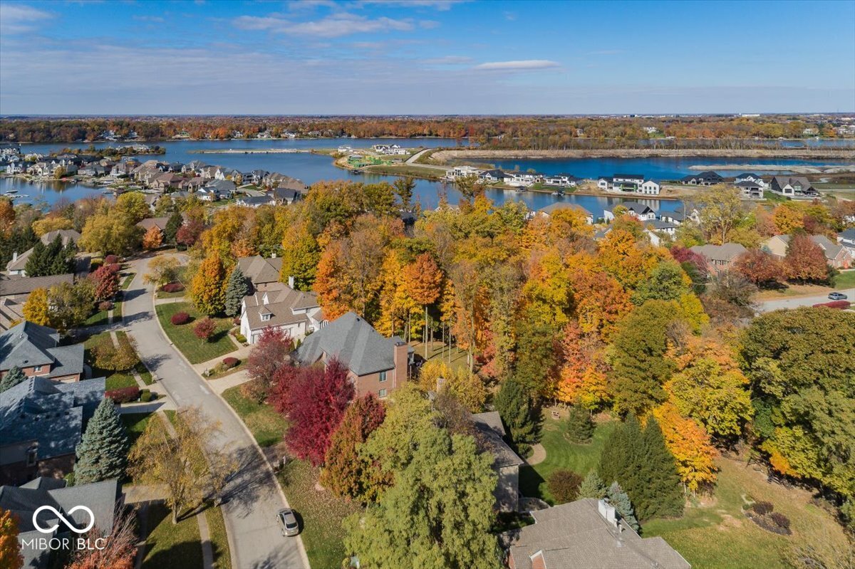 13698 Golden Ridge Lane