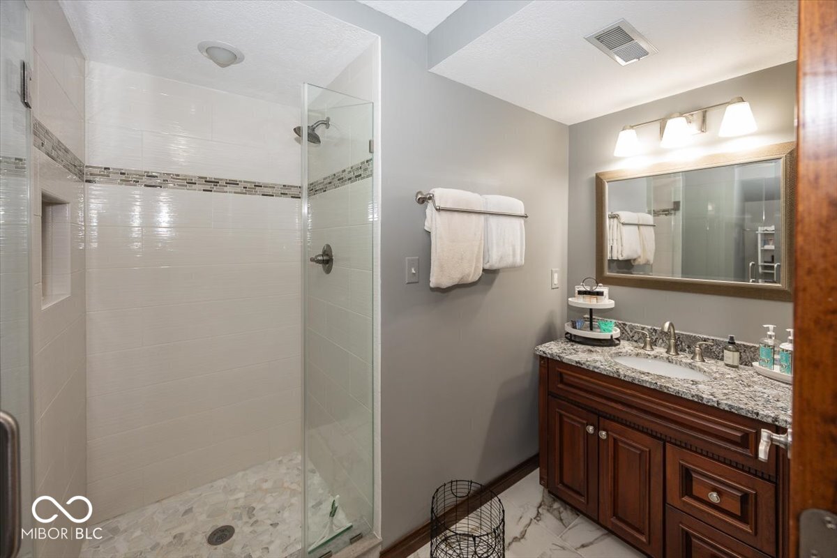 13698 Golden Ridge Lane