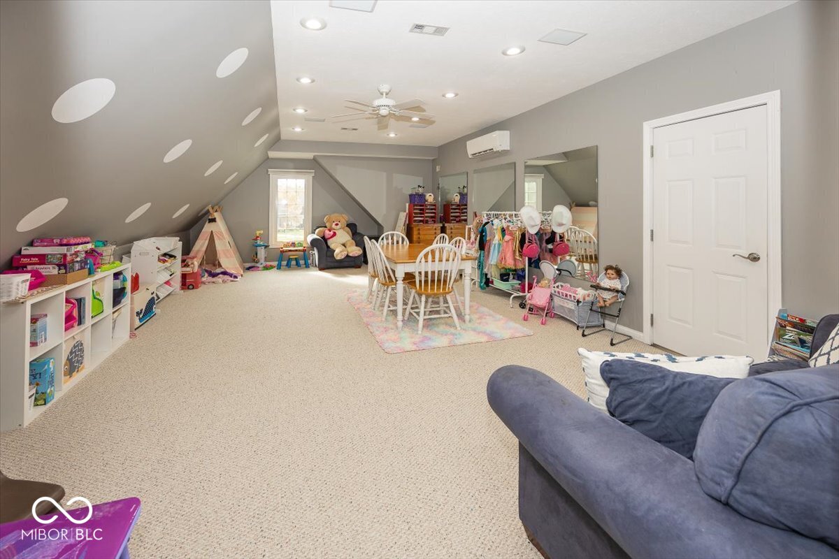 13698 Golden Ridge Lane