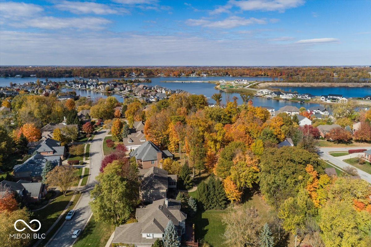 13698 Golden Ridge Lane