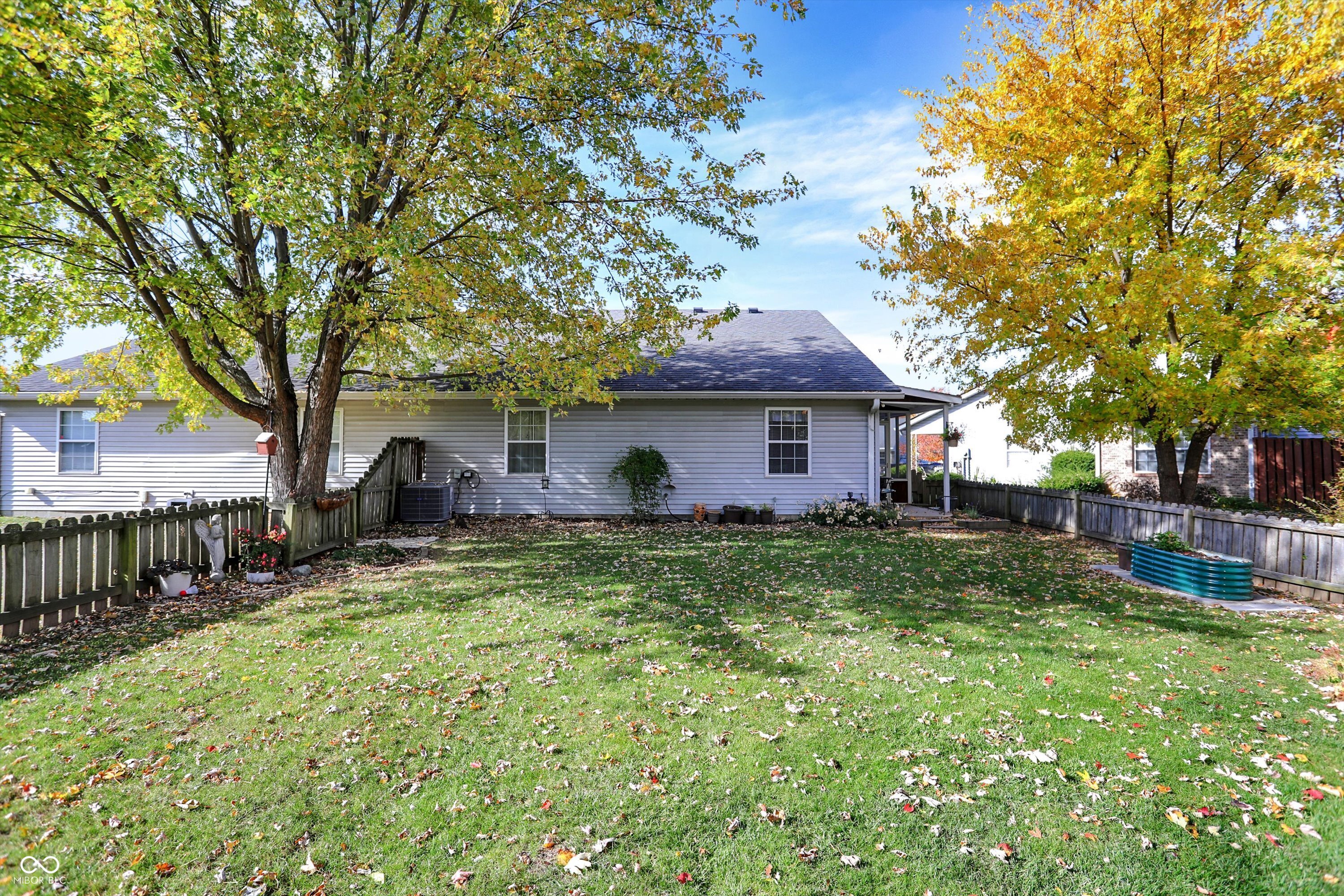 6375 Village Oak Court