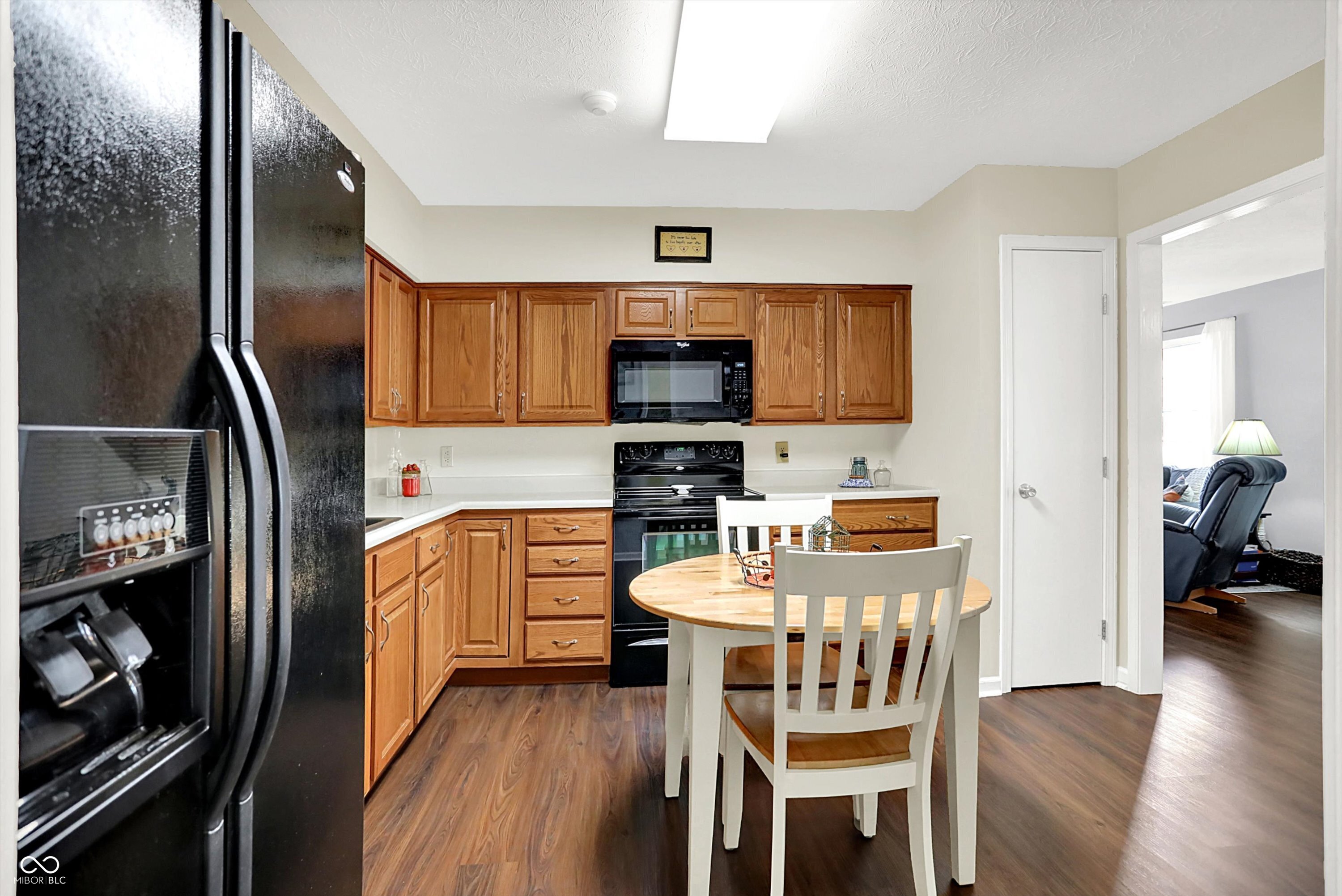 6375 Village Oak Court