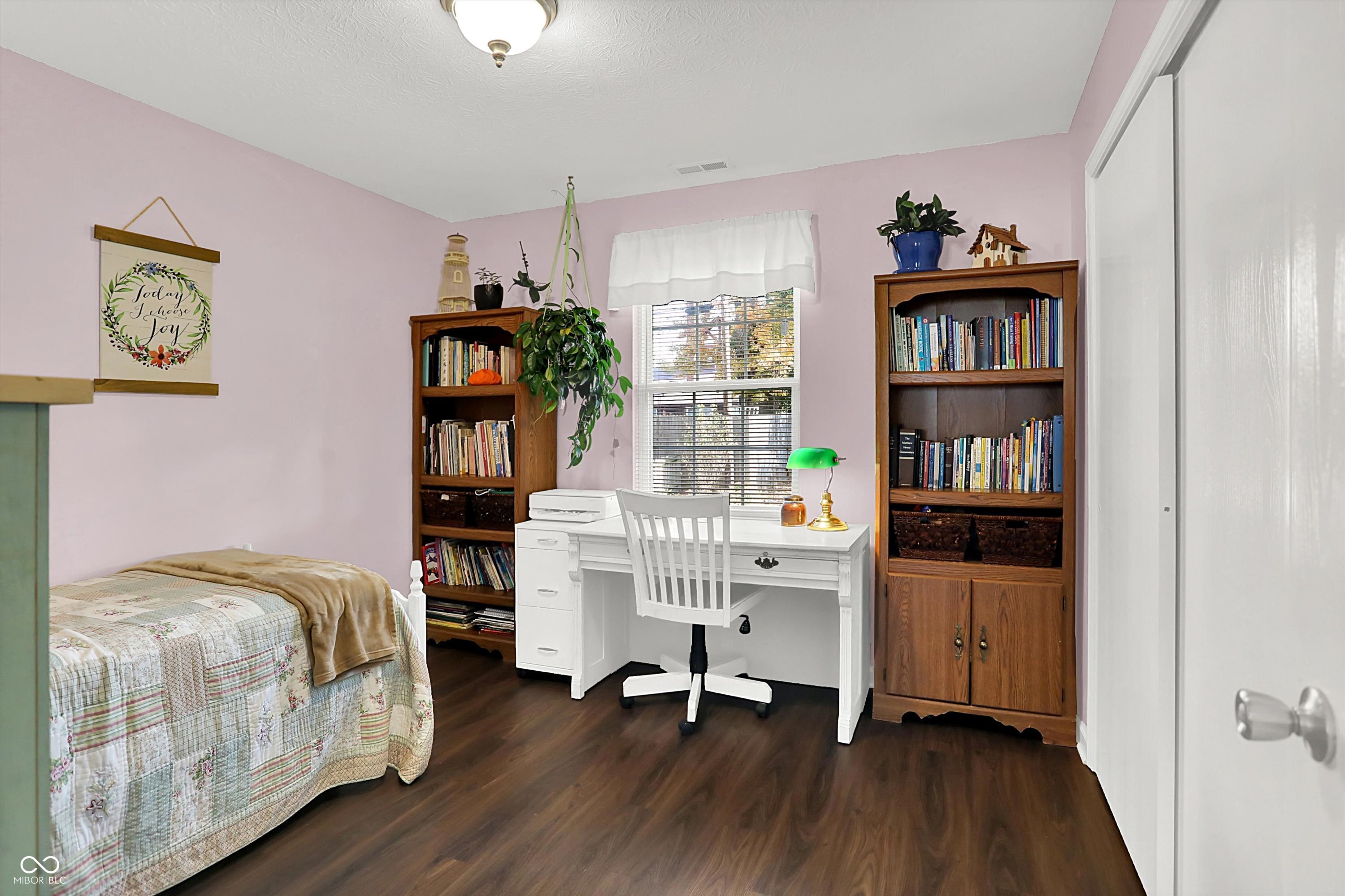 6375 Village Oak Court